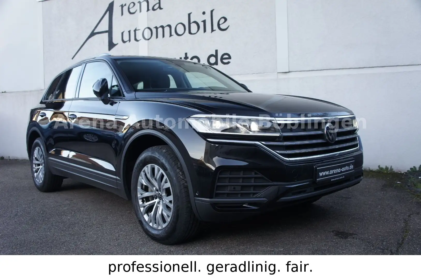 Volkswagen Touareg 3.0 TDI 4Motion*LED*AHK*VIRTUAL*STAHZG* Schwarz - 1