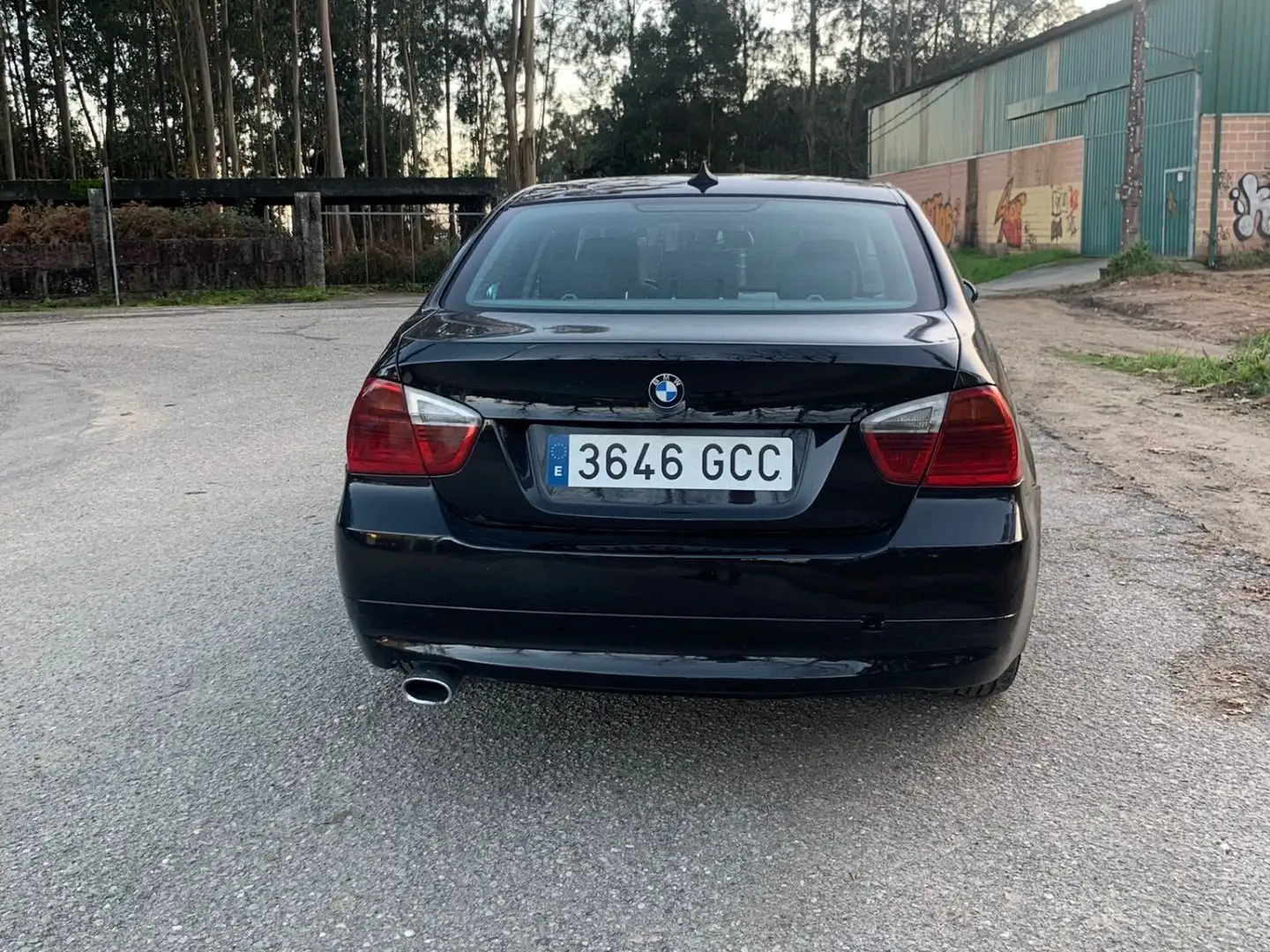 BMW 318 318d Touring Negro - 2