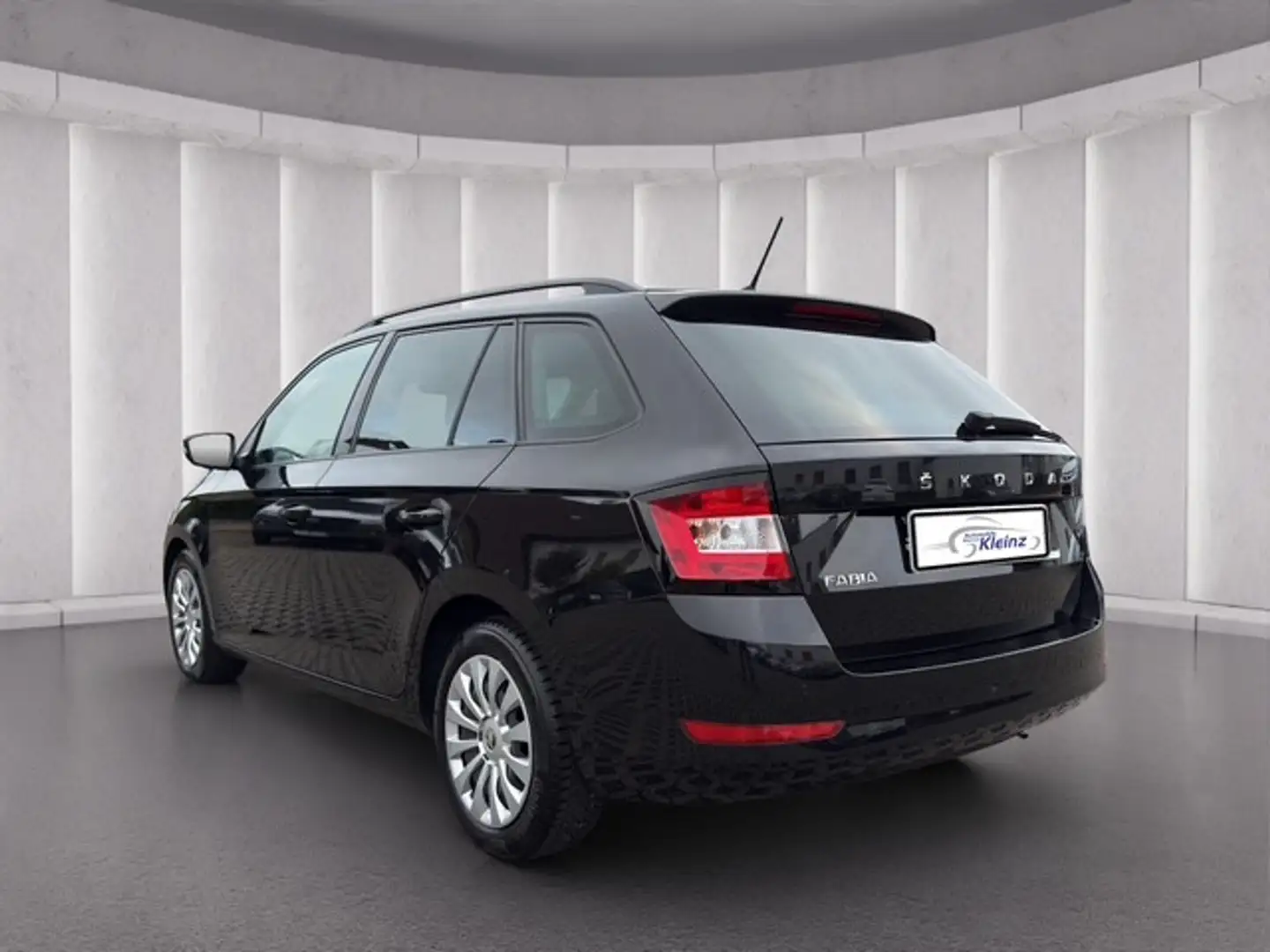 Skoda Fabia Ambition+BUSINESS u.COMFORT PAKET+SITZHEI. Negro - 2
