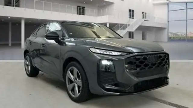 Audi Q3 SPORTBACK S LINE 35TFSI PANO KAMERA