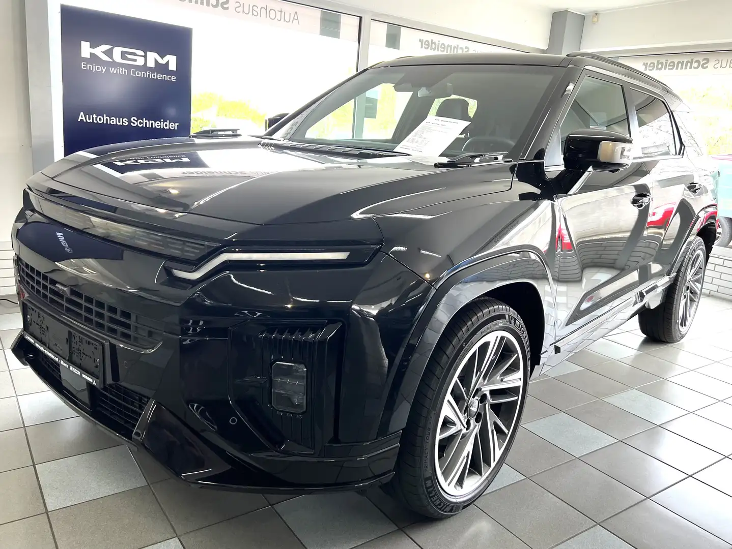 KGM Actyon Actyon "Lux" AT 4WD Panoramadach Negro - 2