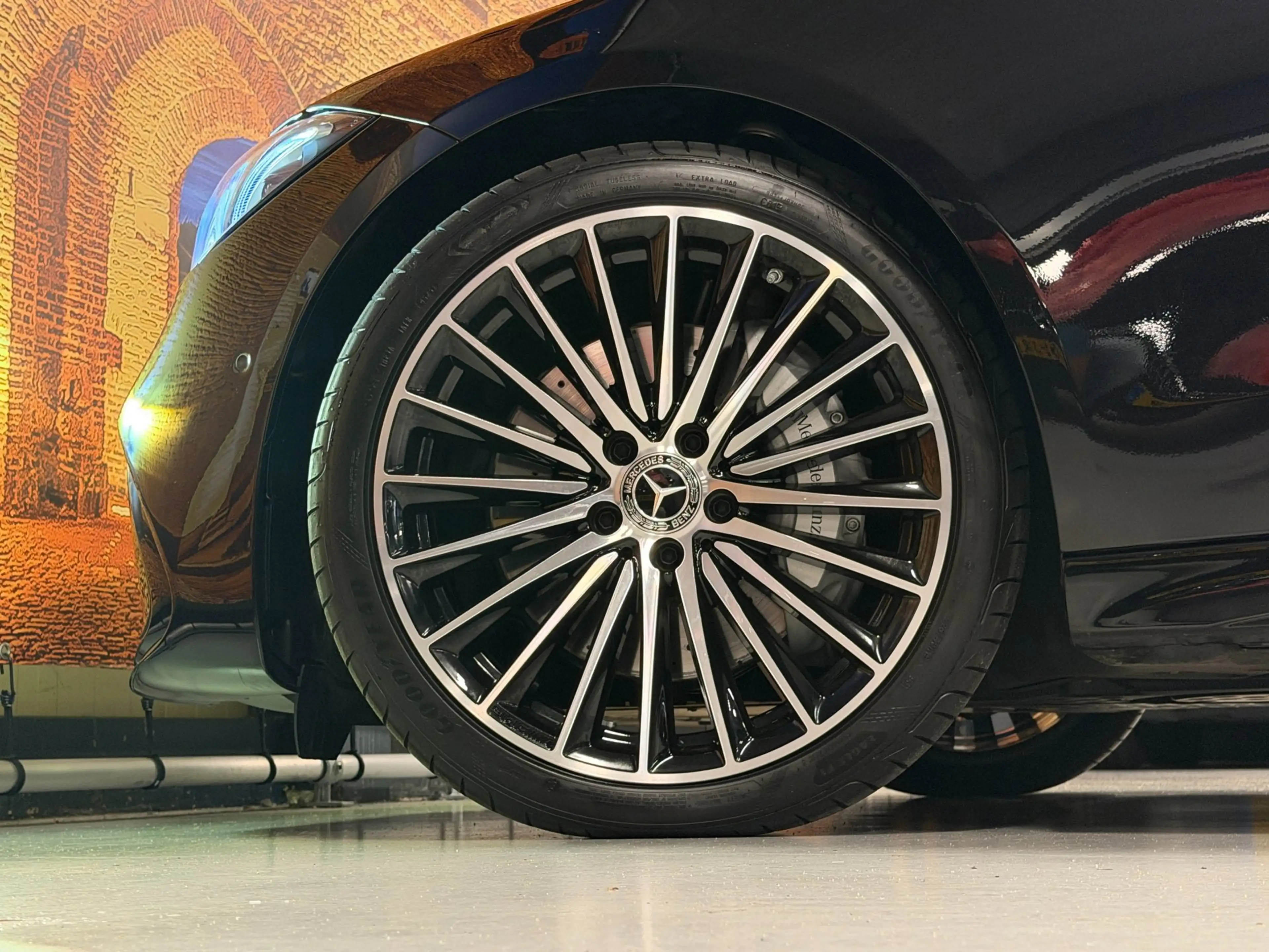 Mercedes-Benz C 180 AMG Line Aut Panodak 360 Camera Leer — photo 11