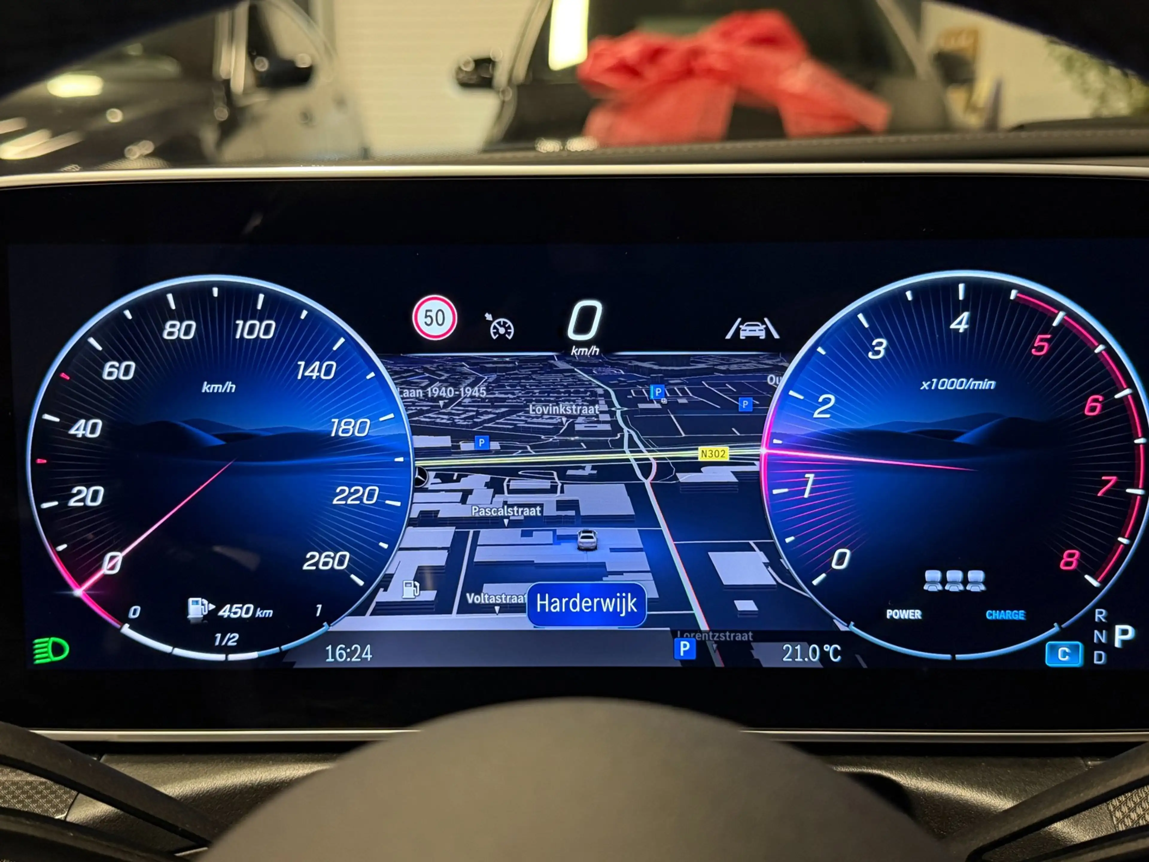 Mercedes-Benz C 180 AMG Line Aut Panodak 360 Camera Leer — photo 30