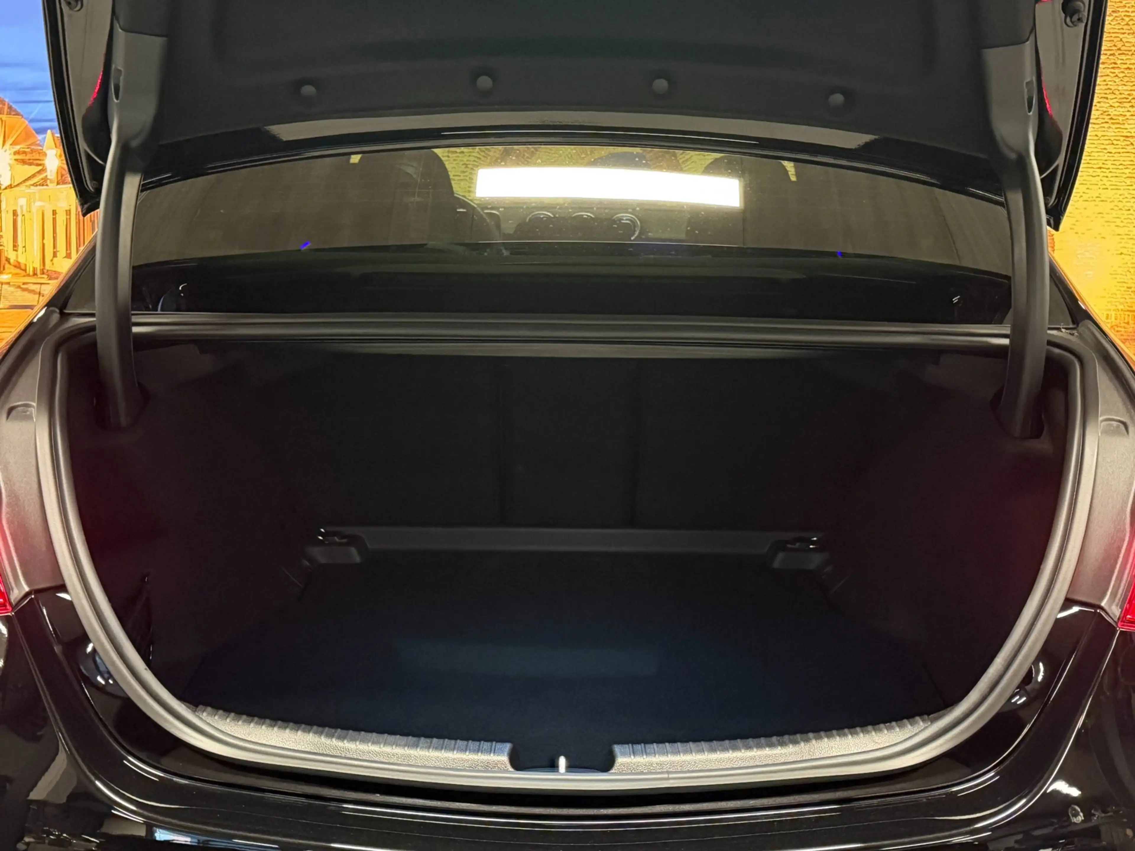 Mercedes-Benz C 180 AMG Line Aut Panodak 360 Camera Leer — photo 18