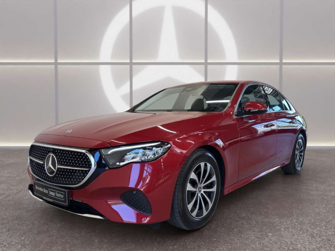 Mercedes-Benz E 200 — Mercedes-Benz E 200 AVANTGARDE ADVANCED DISTR+NAVI-PREMIUM+LED