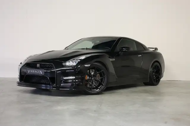 Nissan GT-R 3.8 V6 1100PK Black Edition