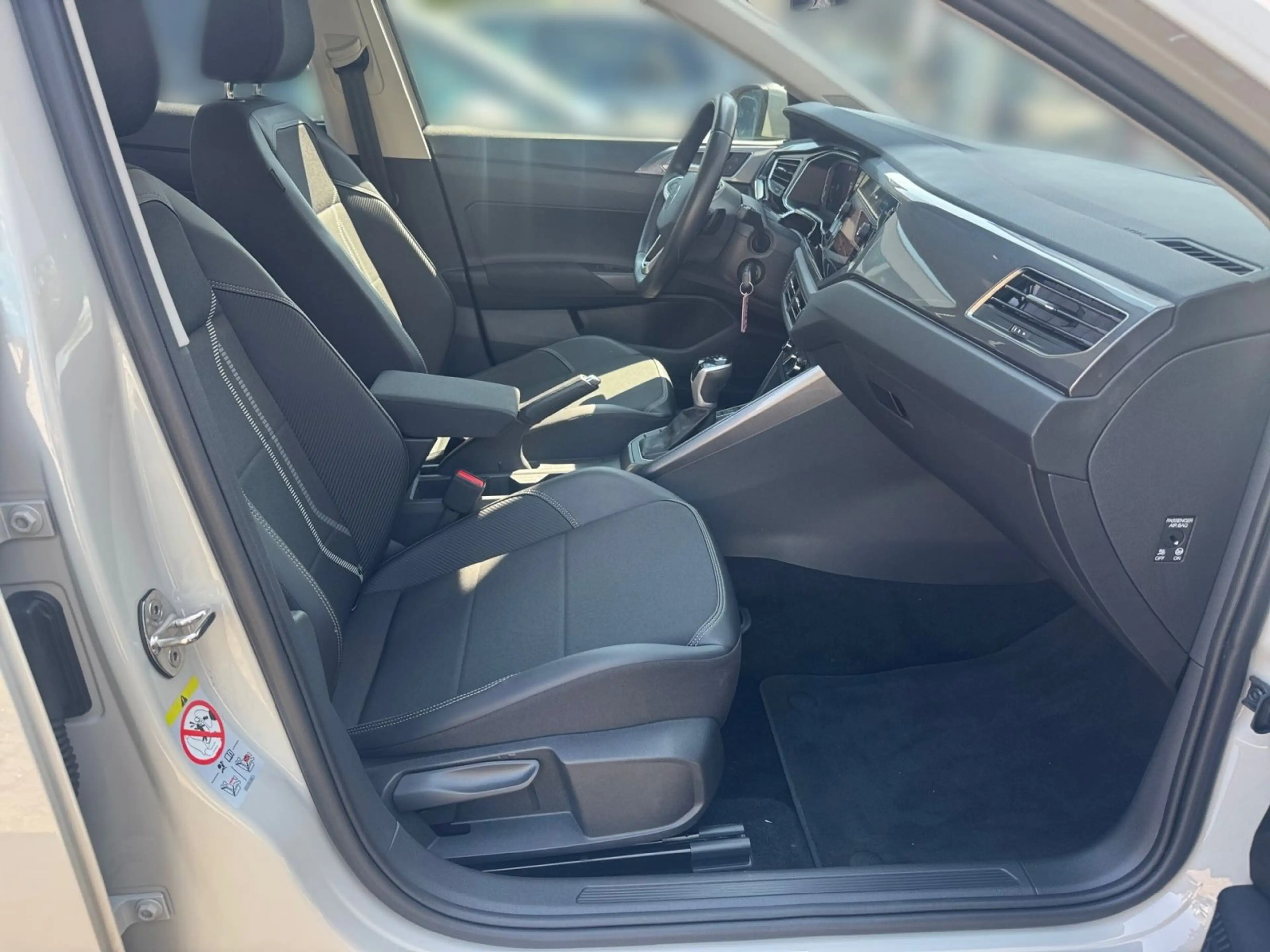 Volkswagen Taigo 1.0 TSI DSG Style Navi IQ.LIGHT - LED-Matr — photo 12