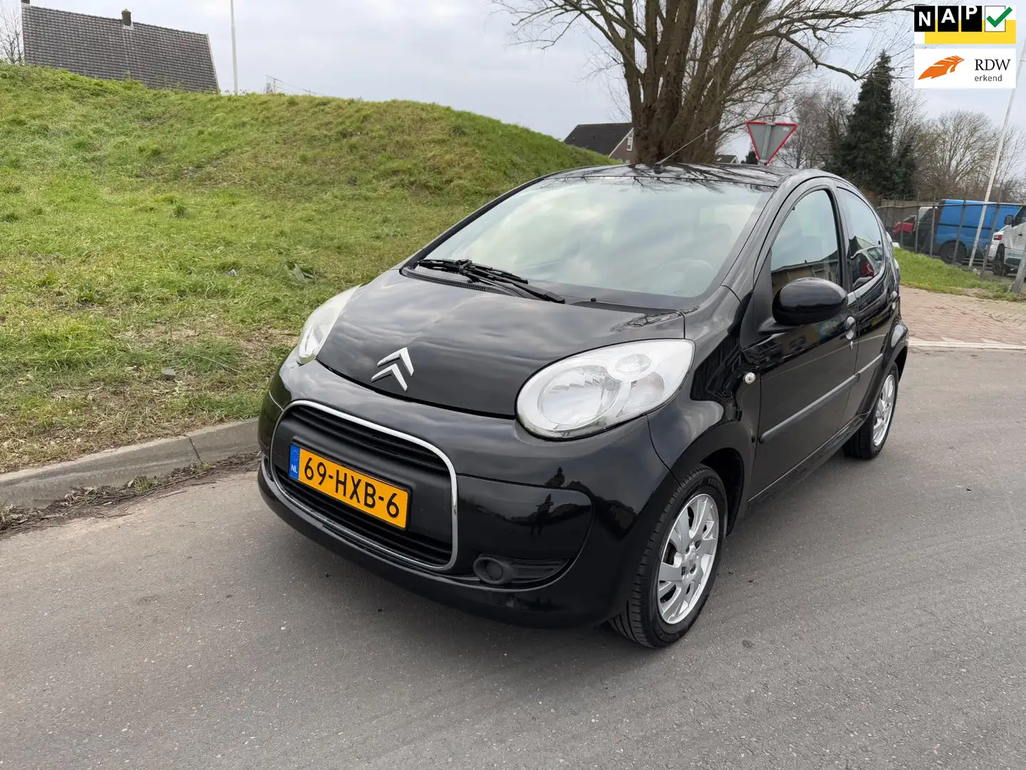 Citroen C1 1.0-12V Ambiance Airco elek pakket LM velgen Zwart - 1