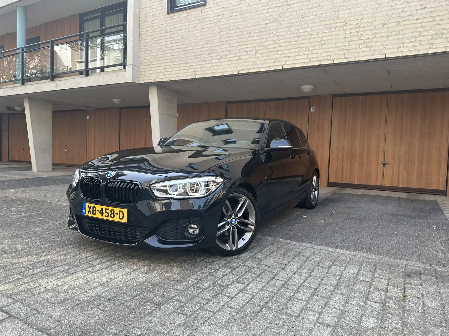 BMW 118 | AUTOMAAT | M SPORT | DEALER ONDERHOUDEN | Zwart - 1