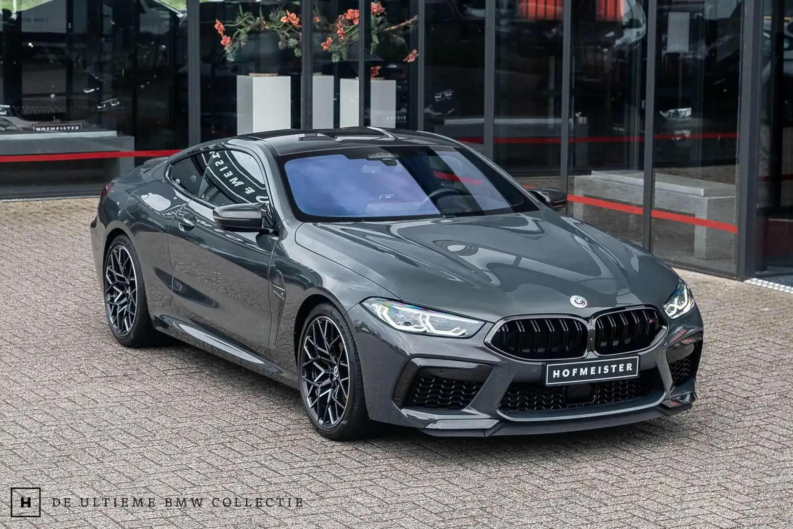 BMW M8 8-serie Competition Grau - 1