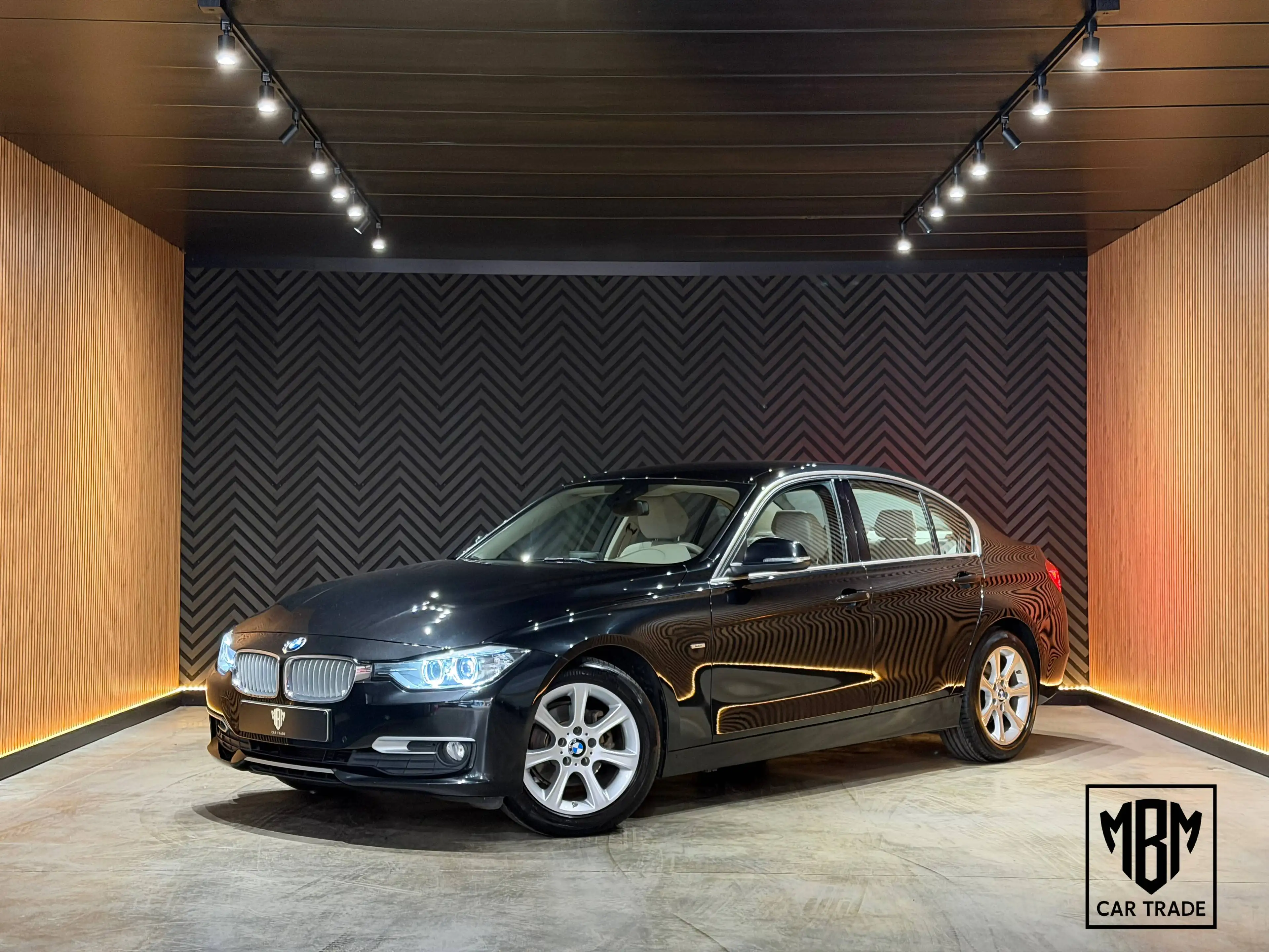 BMW 316 d ✅ ModernLine Xenon Leer Keyless Trekhaak Navi Zetelverw 1. eig