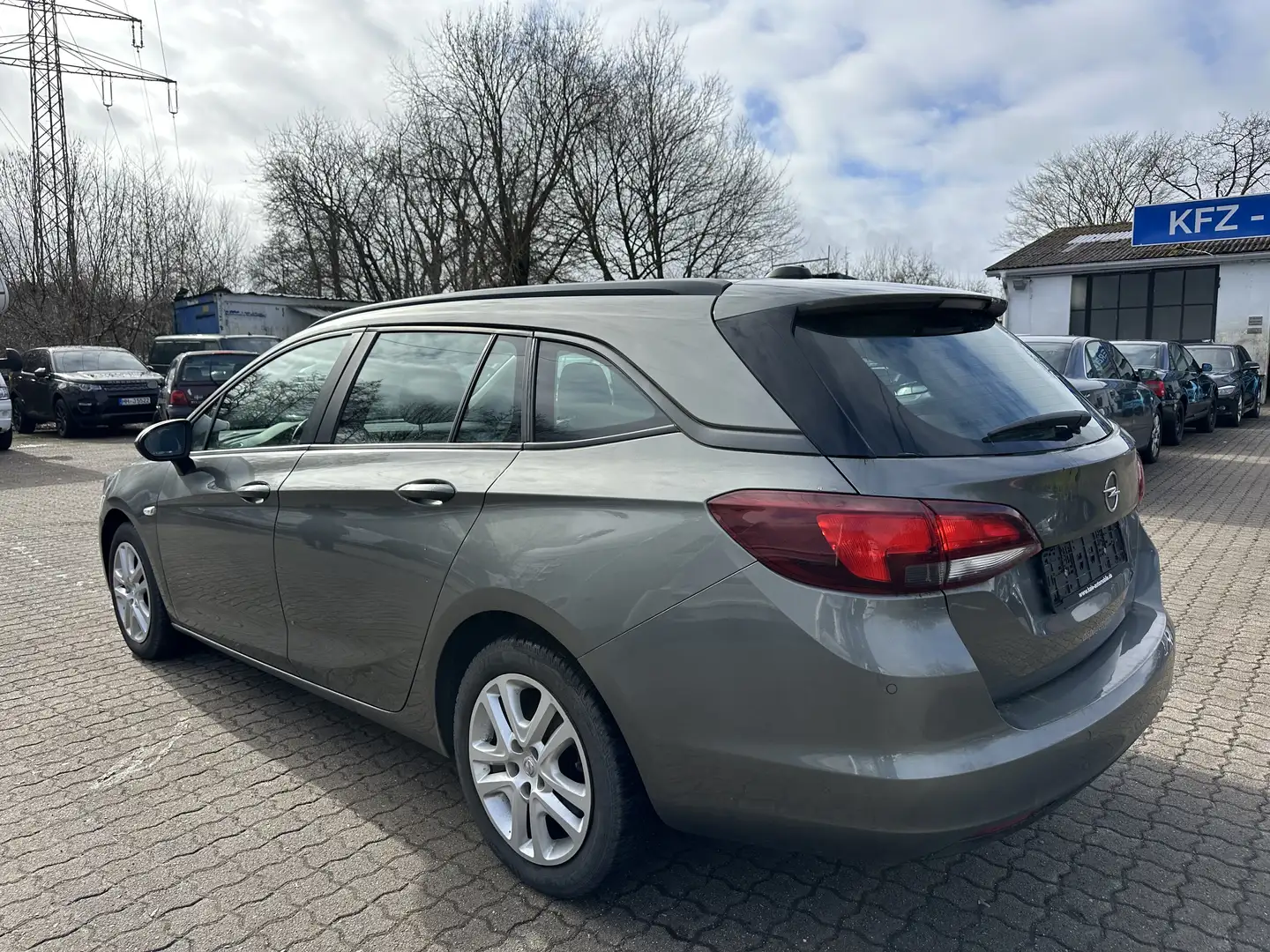 Opel Astra 1.5 D Sport Tourer Basis*Automatik*LED*NAVI Grau - 2