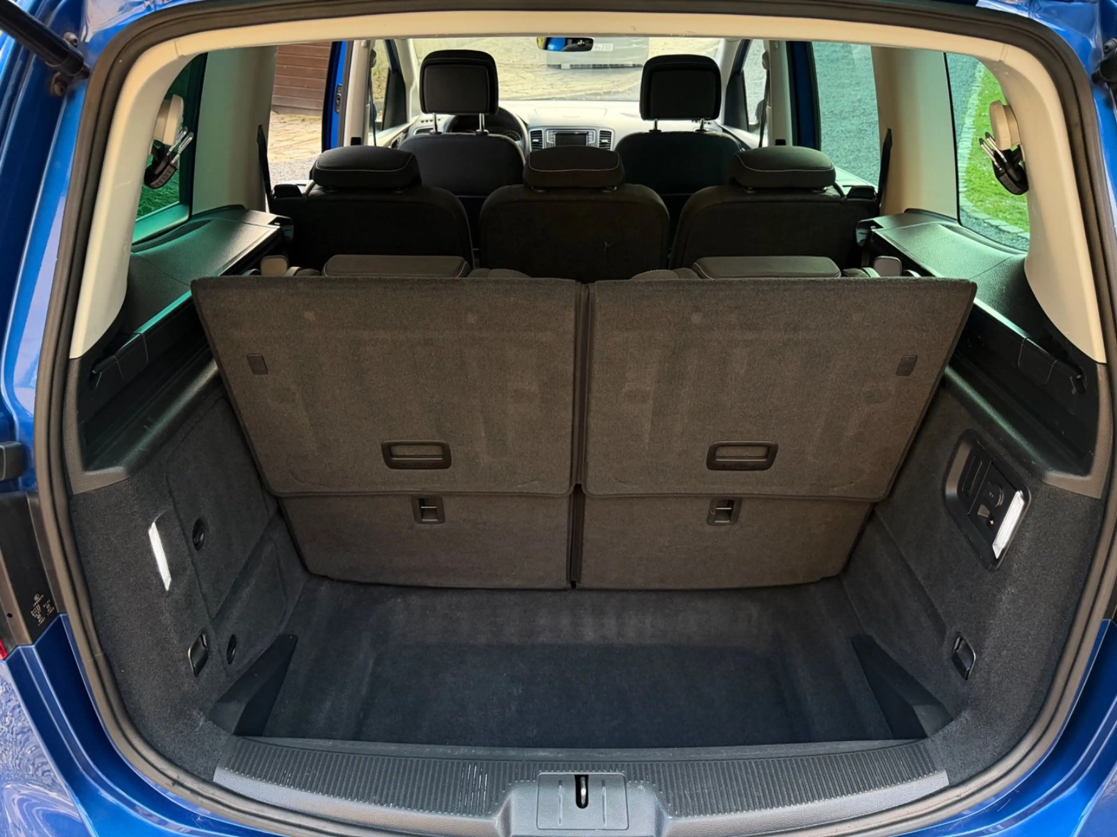 Volkswagen Sharan 2.0TDI Join 4Motion 7 Sitze AHK Xenon TÜV — photo 19