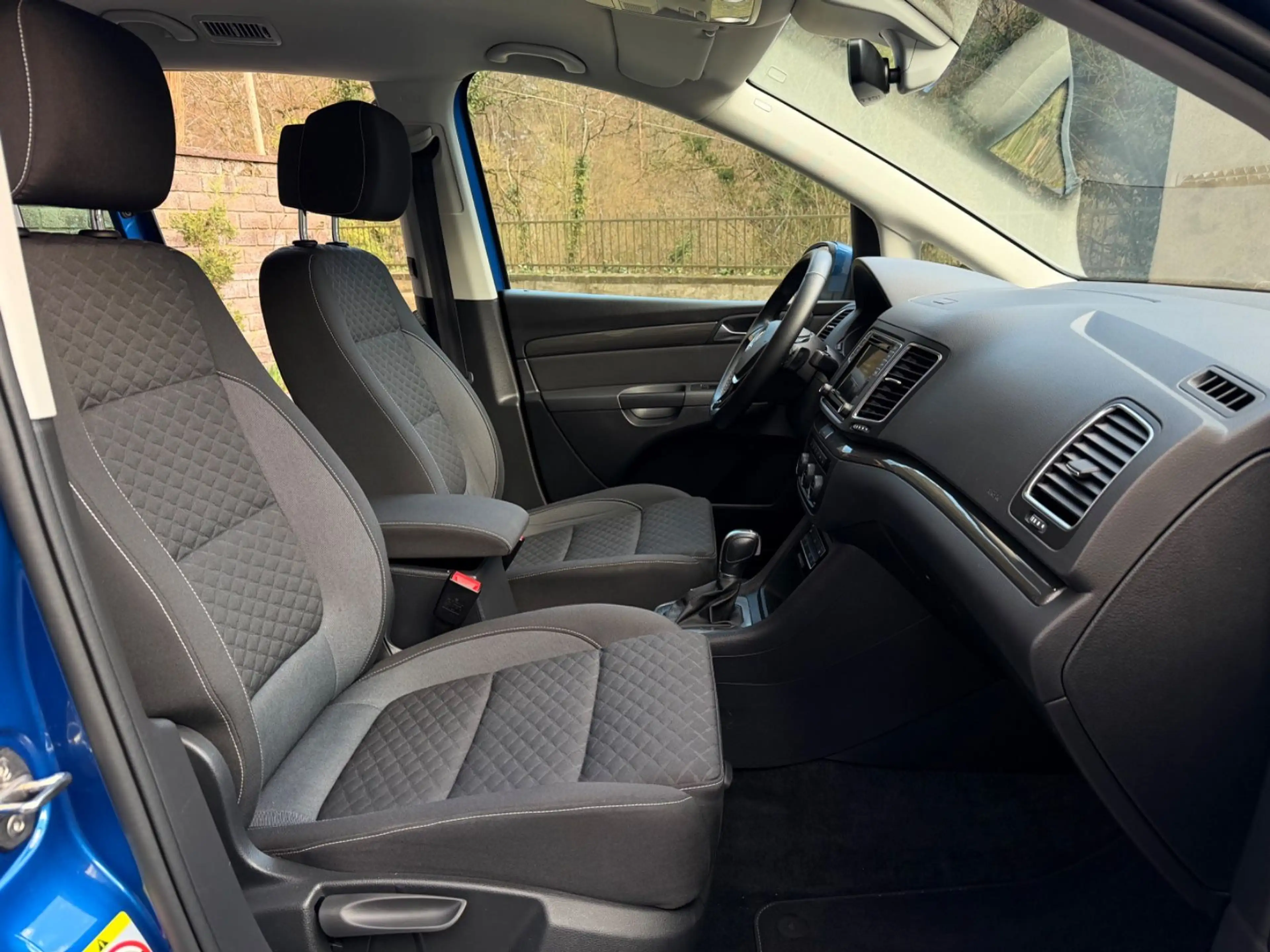Volkswagen Sharan 2.0TDI Join 4Motion 7 Sitze AHK Xenon TÜV — photo 17