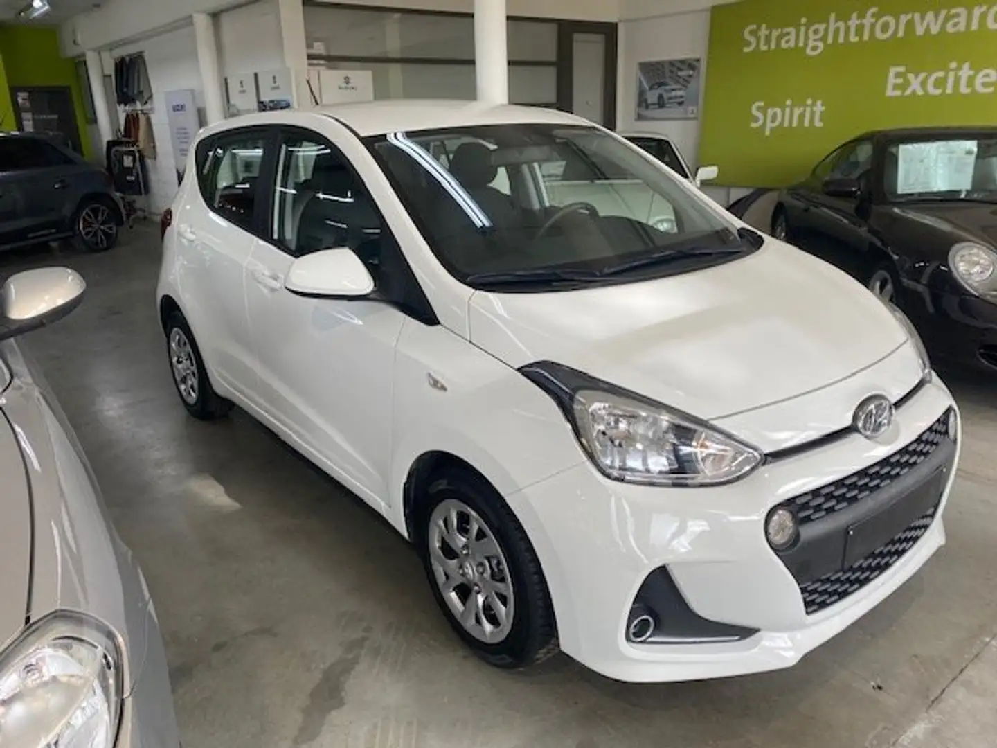 Hyundai i10 i10 1.2i Sky (EU6d-TEMP) Wit - 2