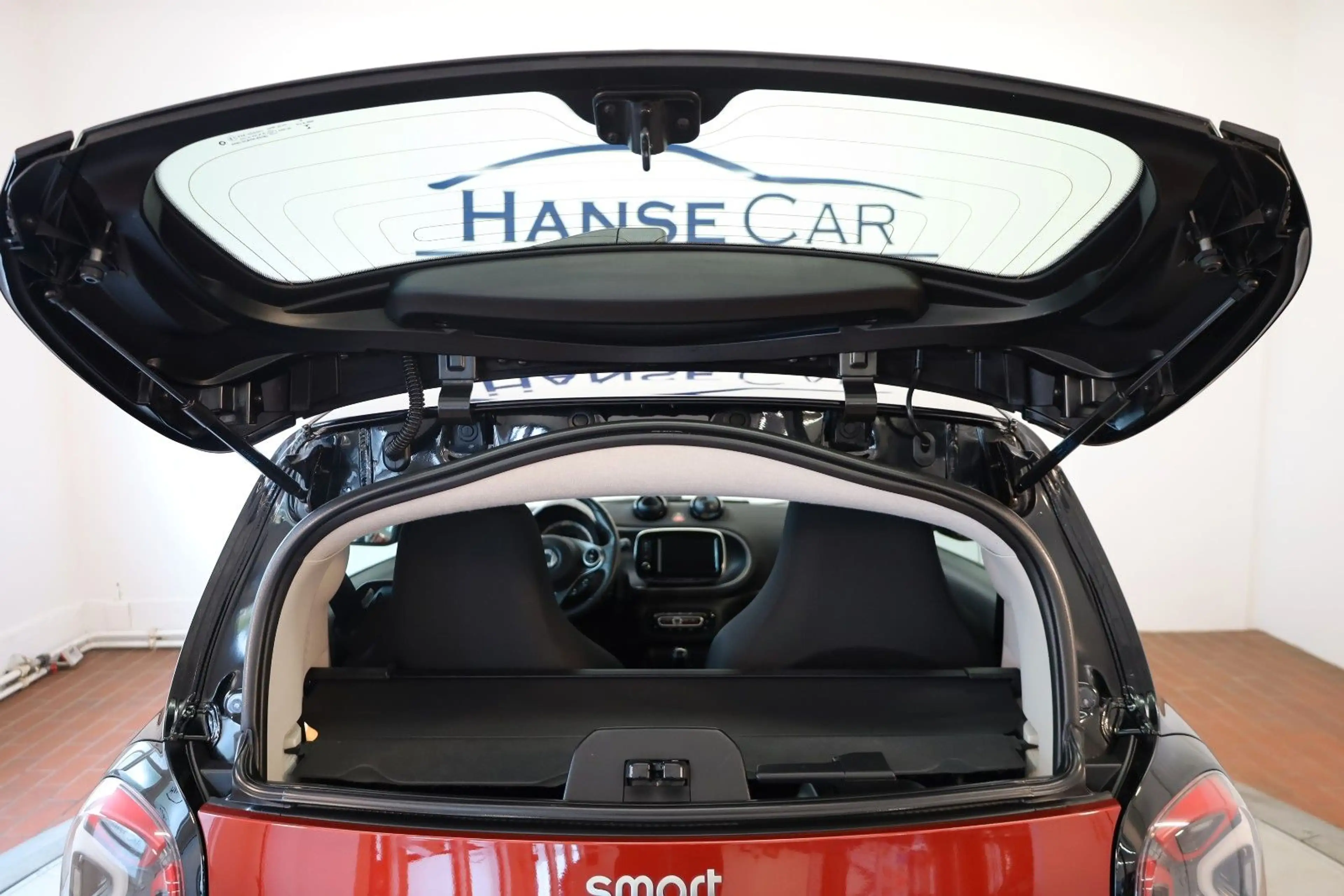 smart forTwo fortwo/ EQ 22 KW Lader/Pano/Navi/R.Kamera — photo 10