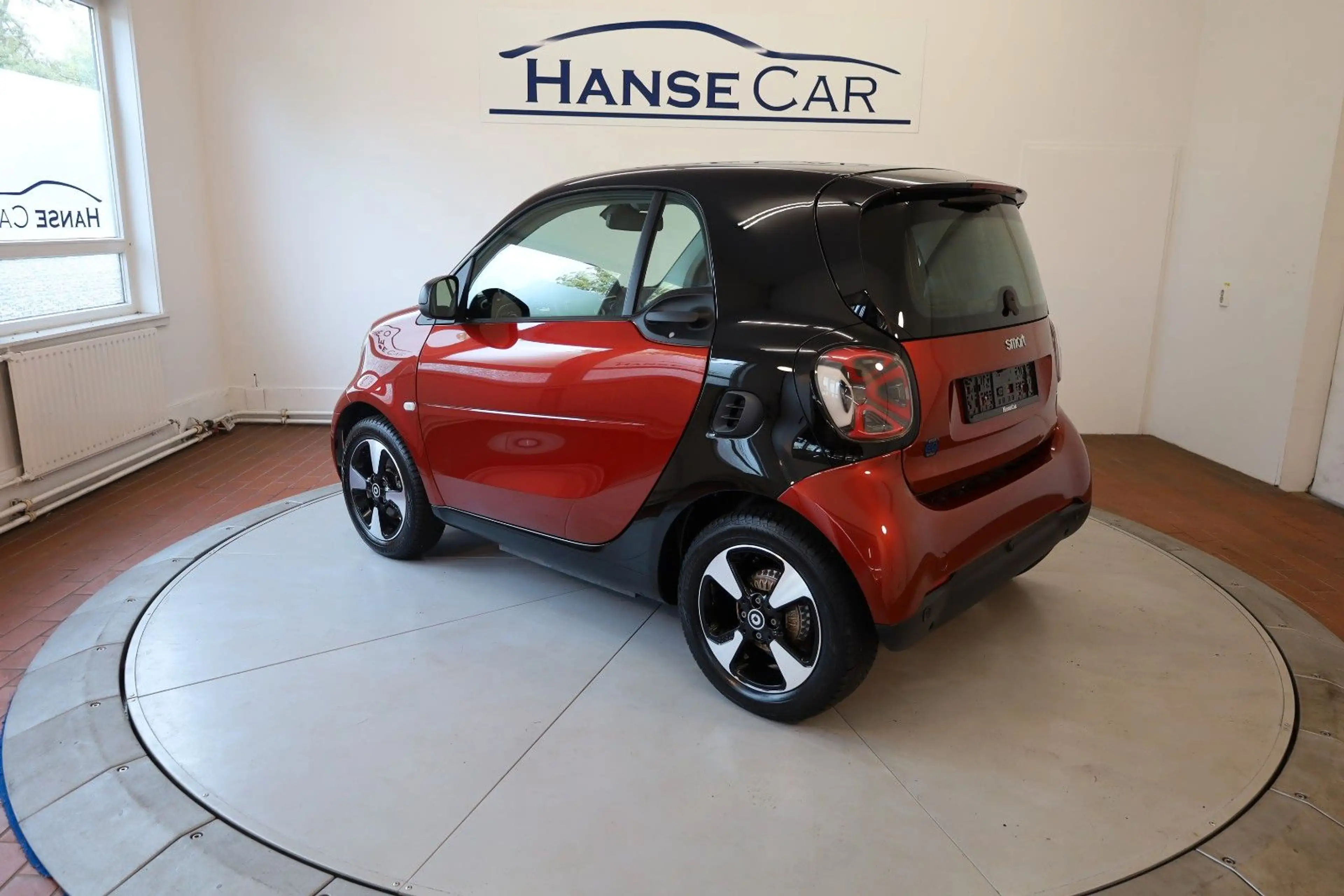 smart forTwo fortwo/ EQ 22 KW Lader/Pano/Navi/R.Kamera — photo 5