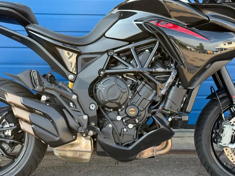 MV Agusta Turismo Veloce 800 - foto 5