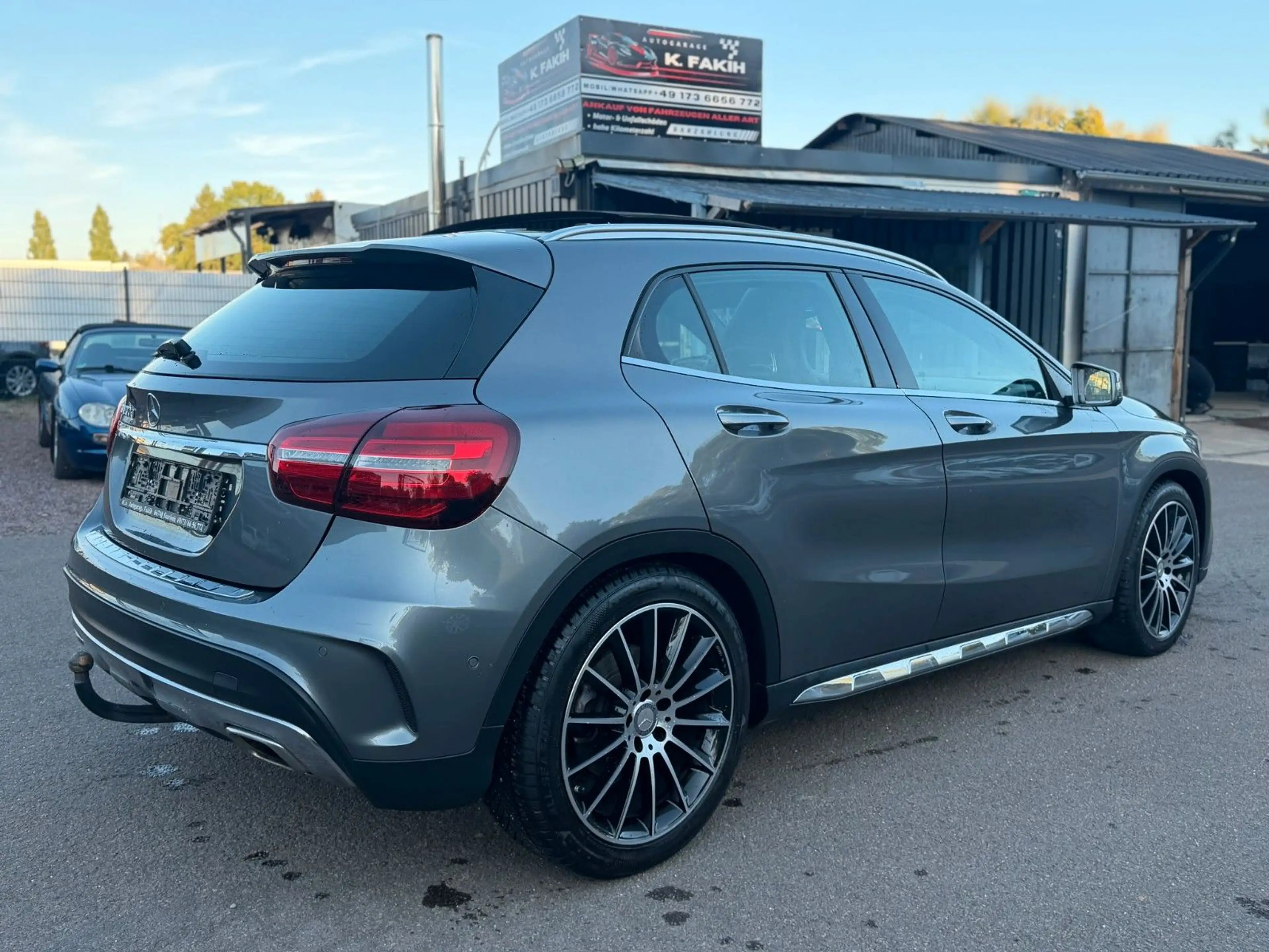 Mercedes-Benz GLA 200 CDi AMG Line — photo 3
