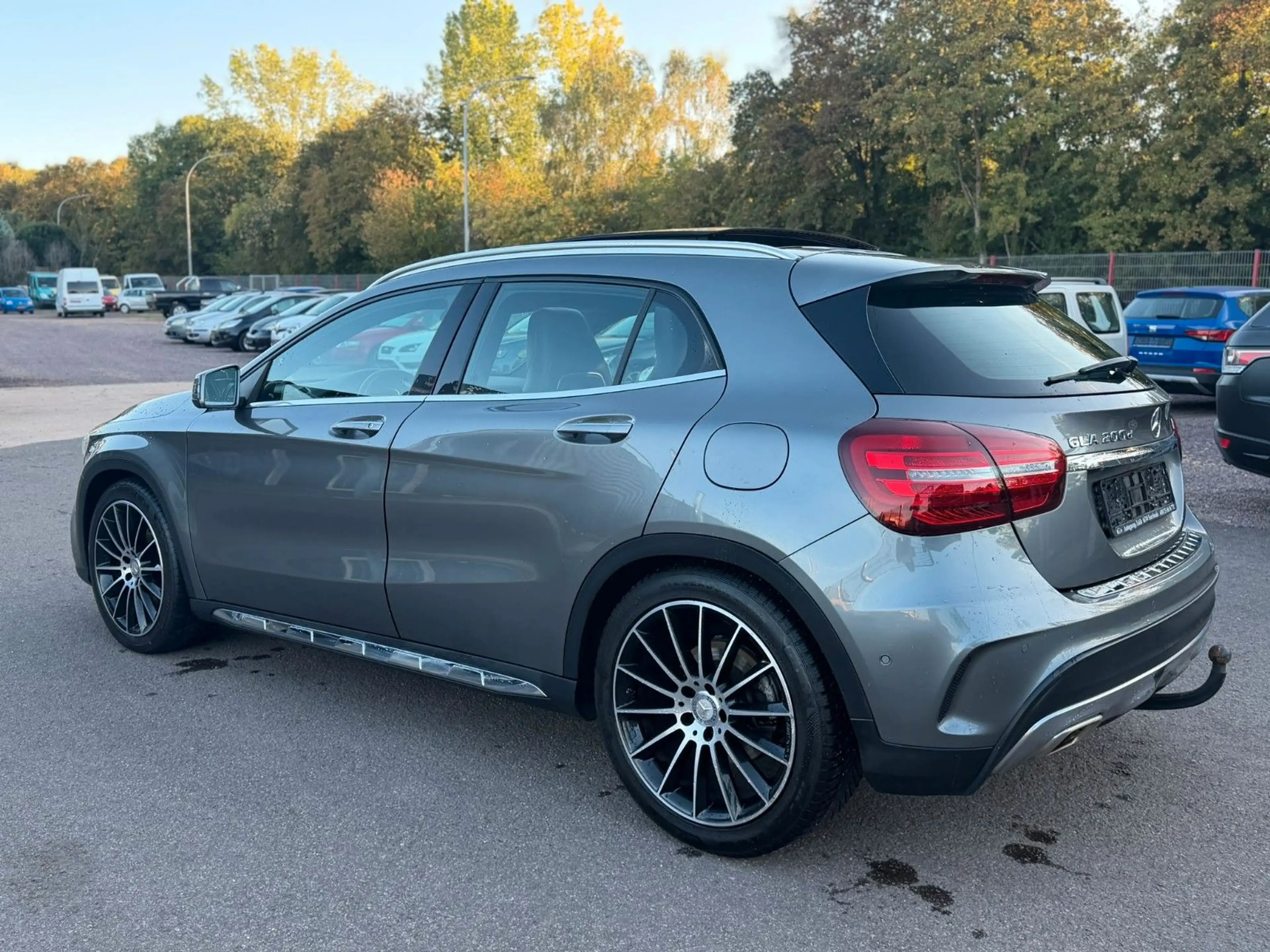 Mercedes-Benz GLA 200 CDi AMG Line — photo 4
