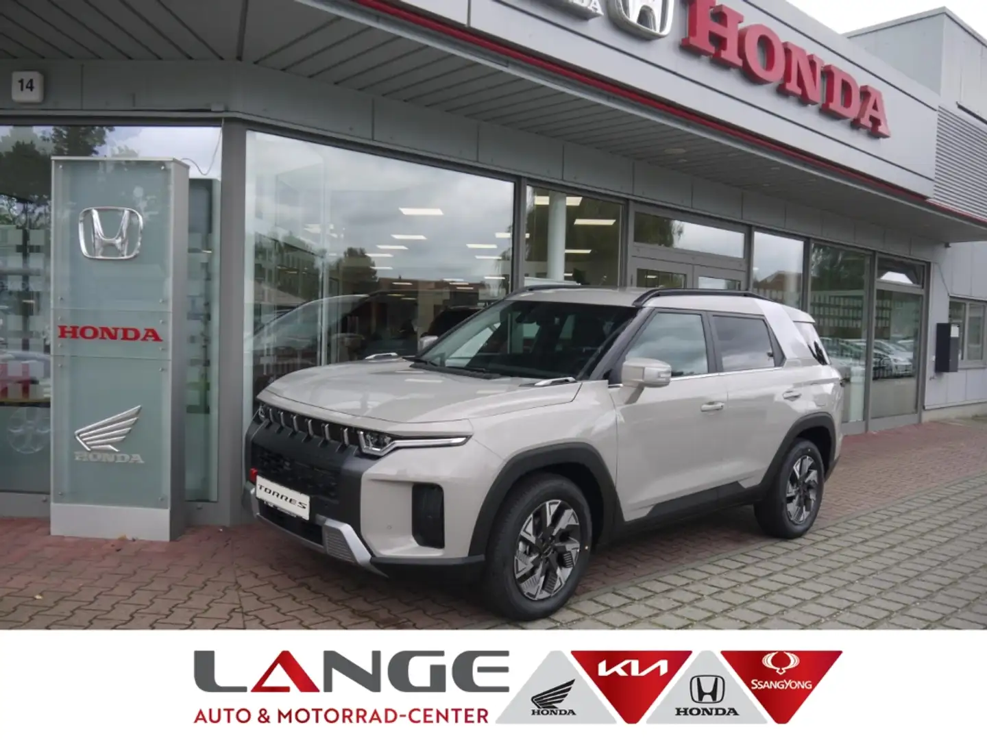 KGM Torres HEV AT Essential 2WD Lederlenkrad LED ACC Apple Ca Beige - 1