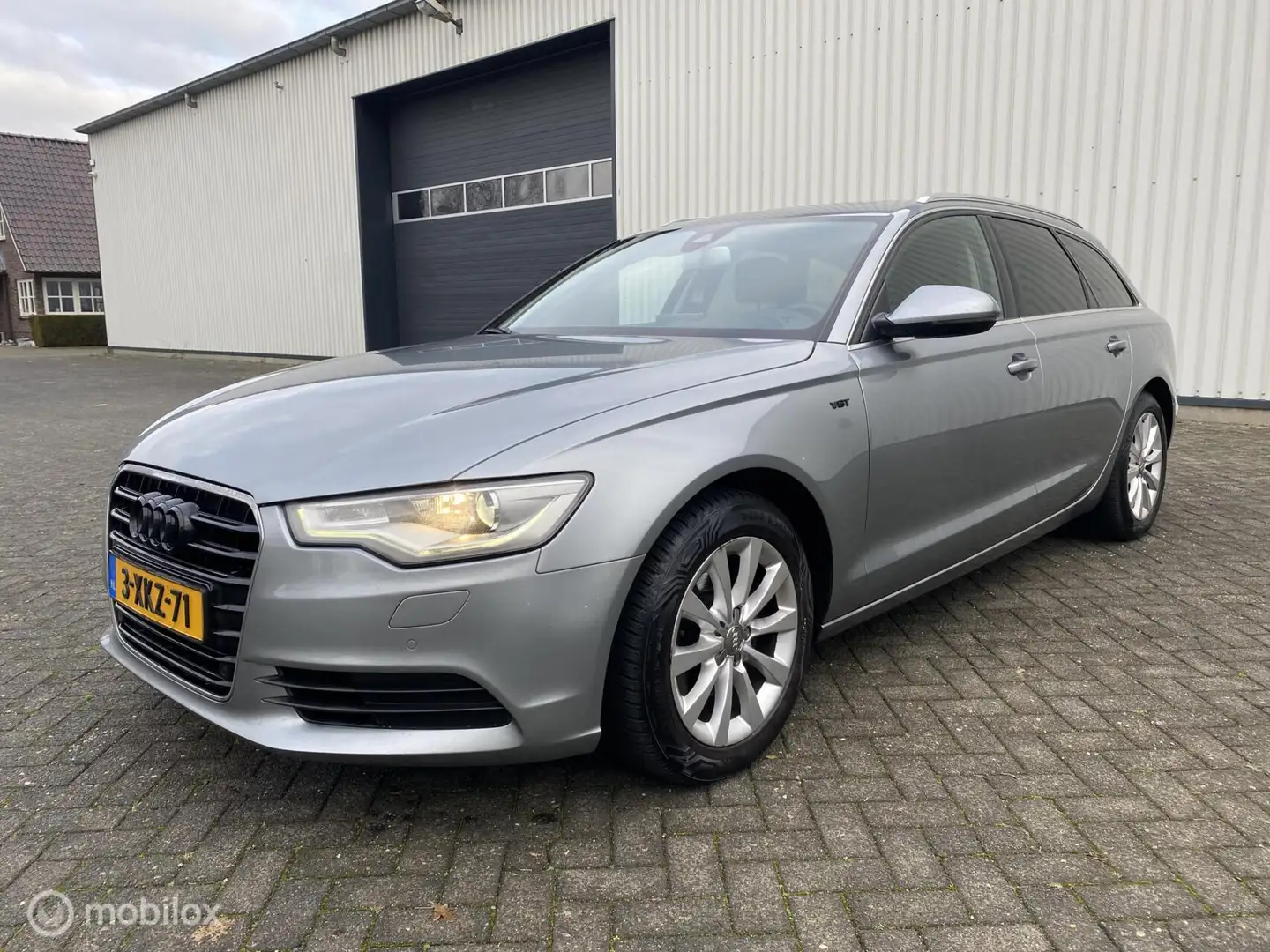 Audi A6 Avant 3.0 TDI Pro Line S Grijs - 1