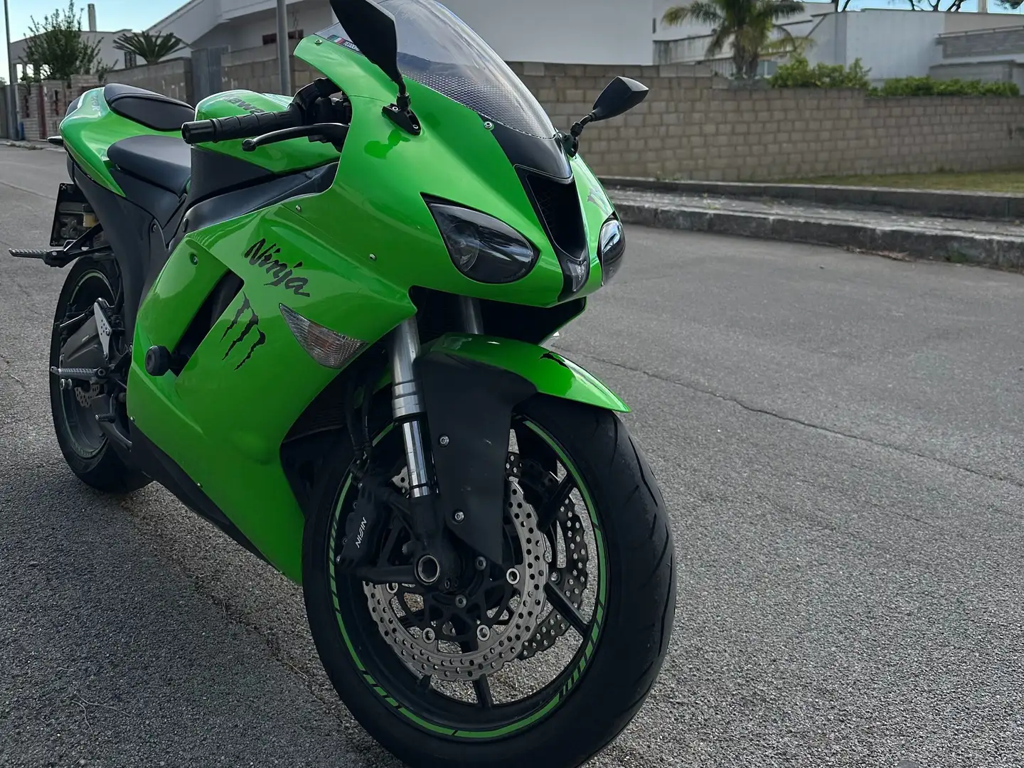 Kawasaki Ninja ZX-6R Verde - 2