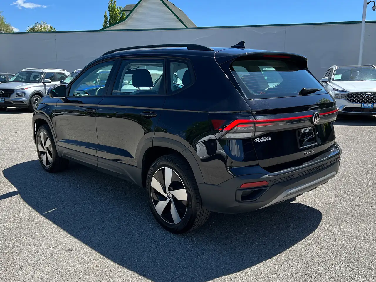 Volkswagen Taos снимка Volkswagen Taos