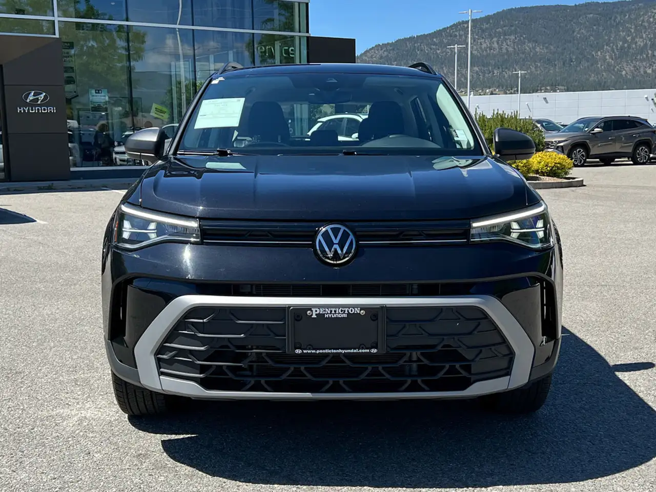 Volkswagen Taos снимка Volkswagen Taos
