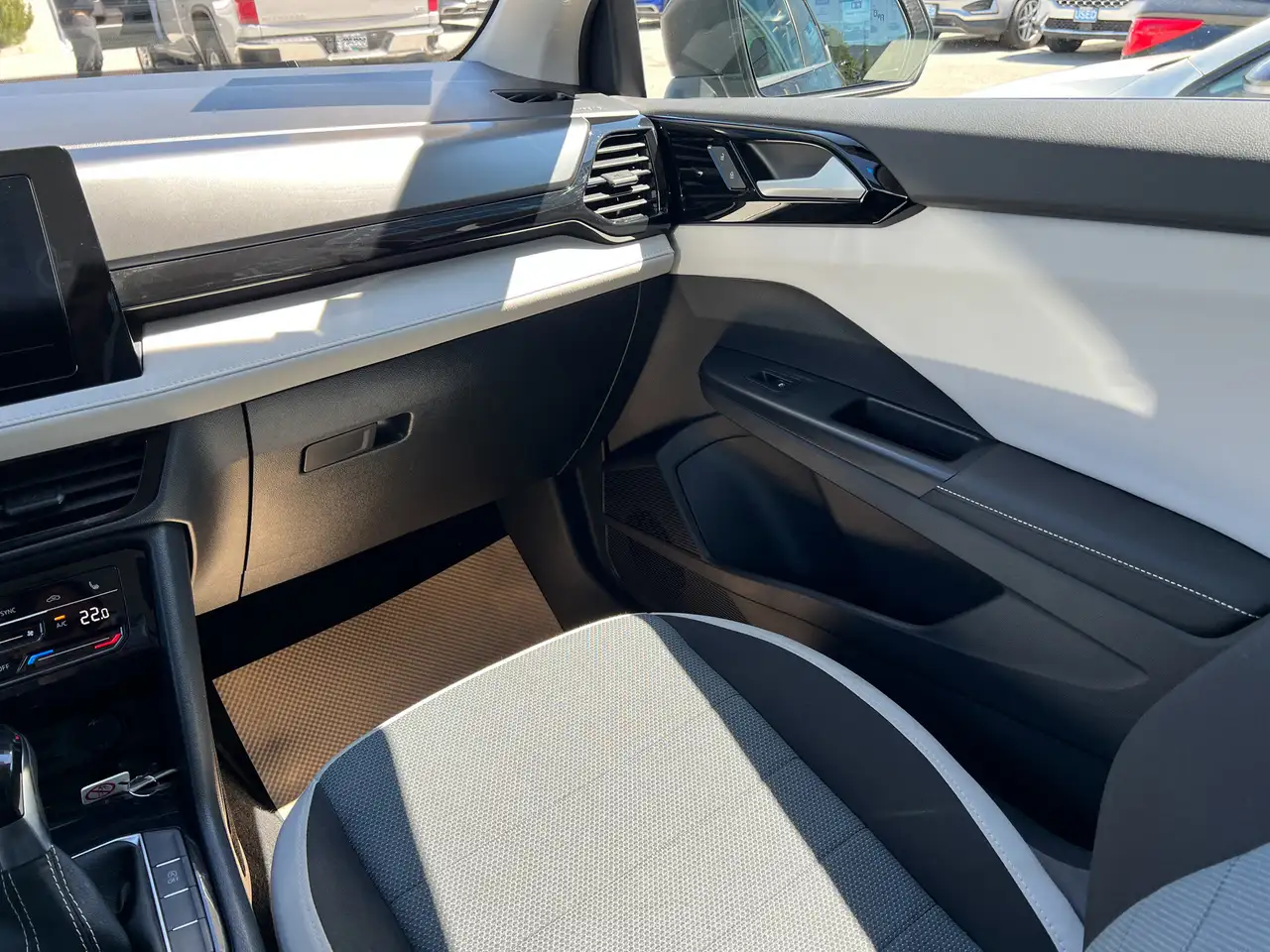 Volkswagen Taos снимка Volkswagen Taos