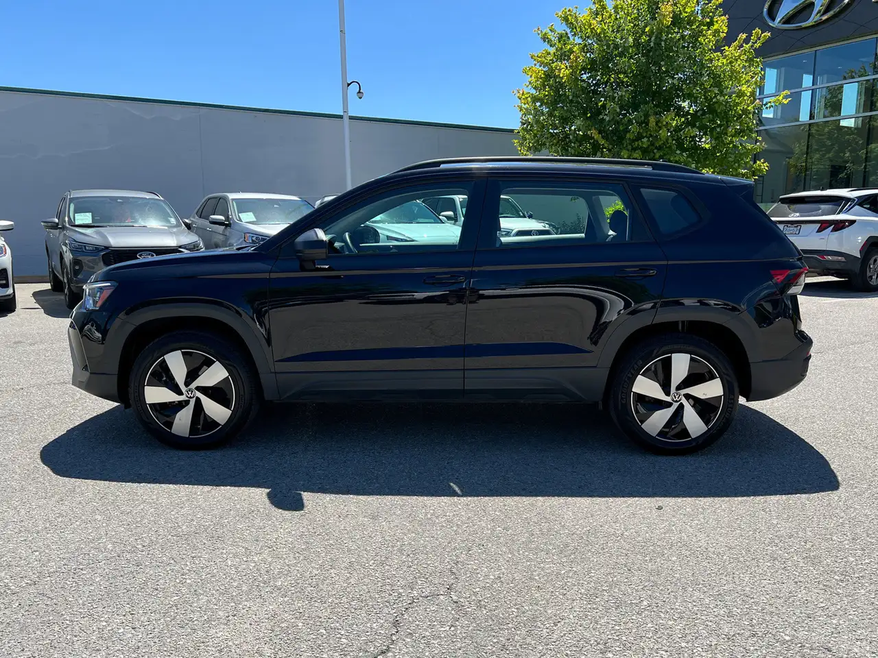 Volkswagen Taos снимка Volkswagen Taos