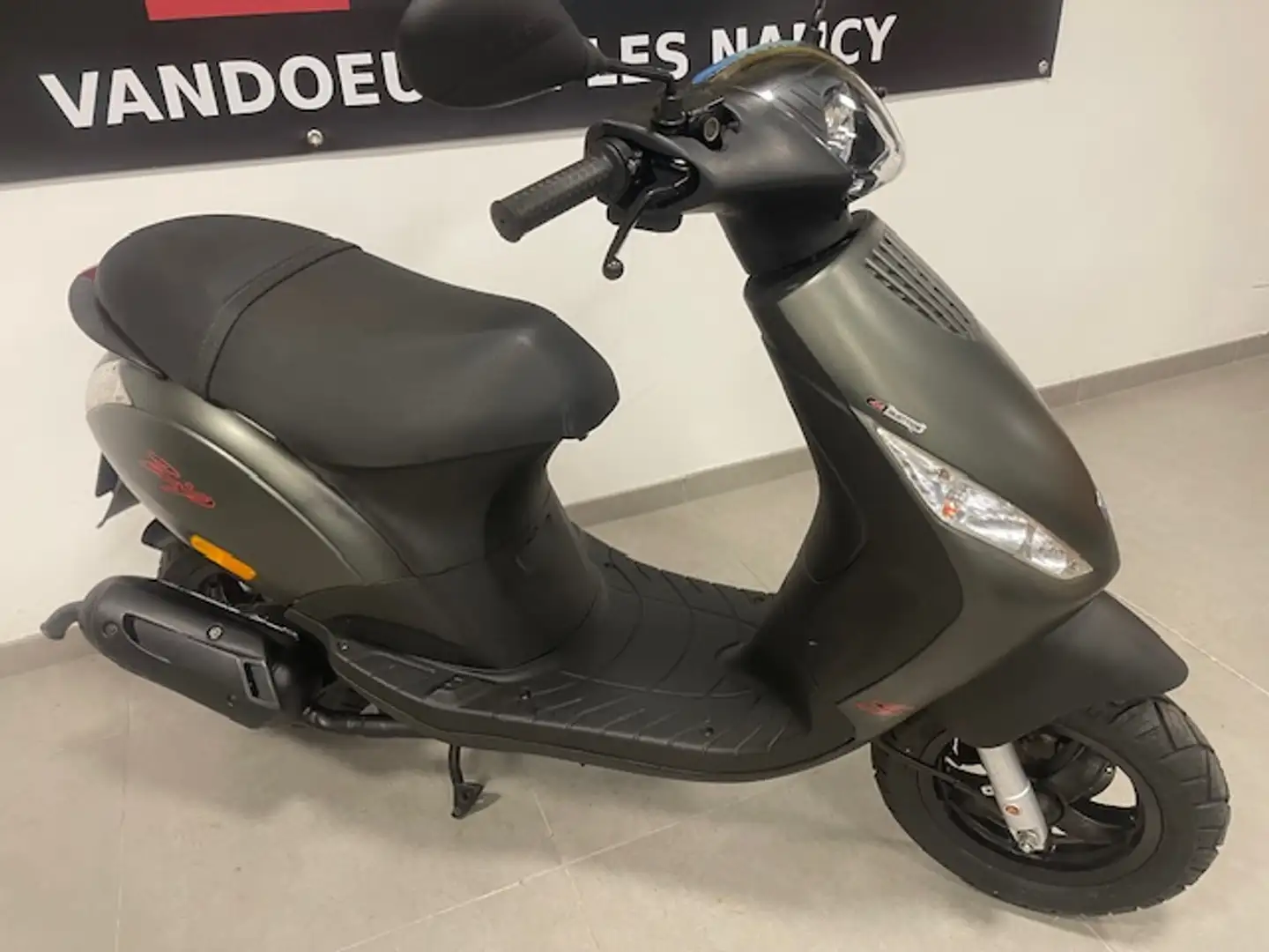 Piaggio Zip 50 Vert - 2