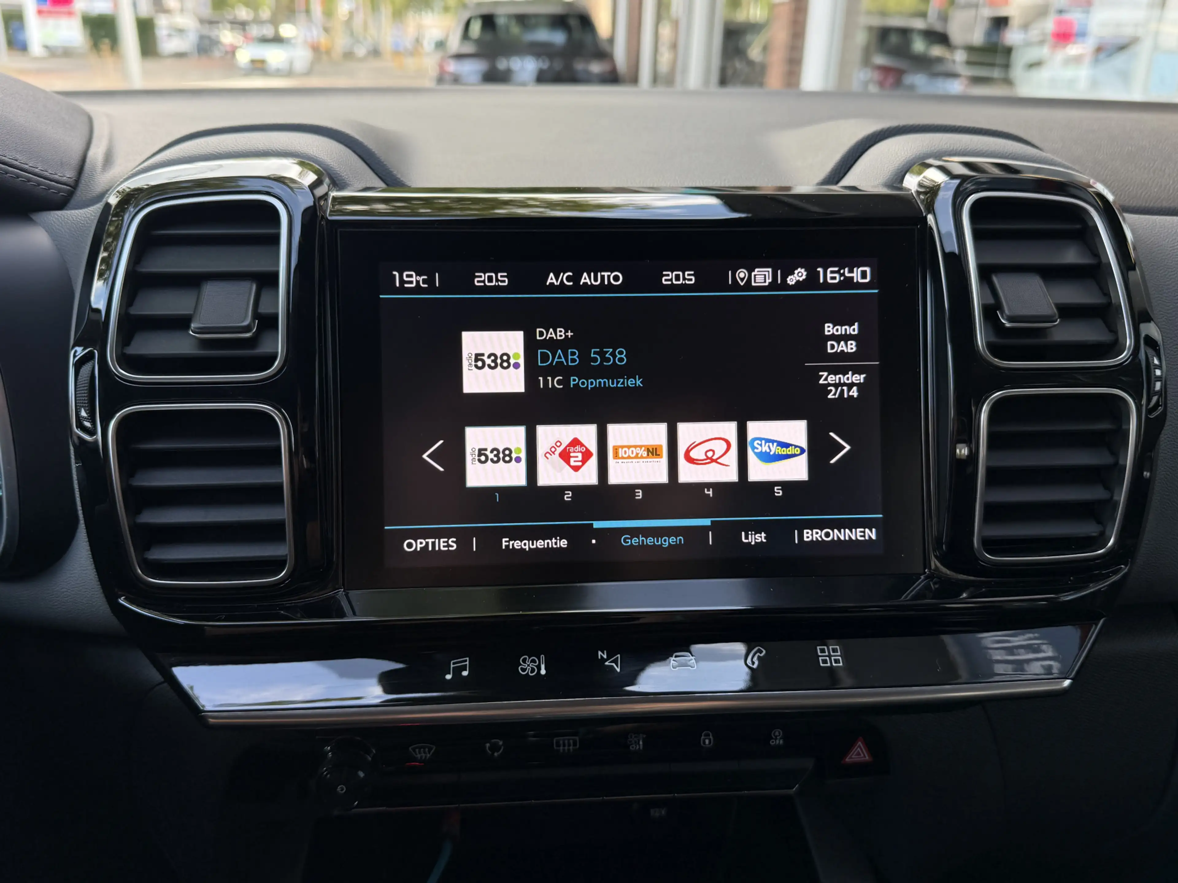 Citroen C5 Aircross 1.2 PureTech Business | afneembare trekhaak | appl — photo 24