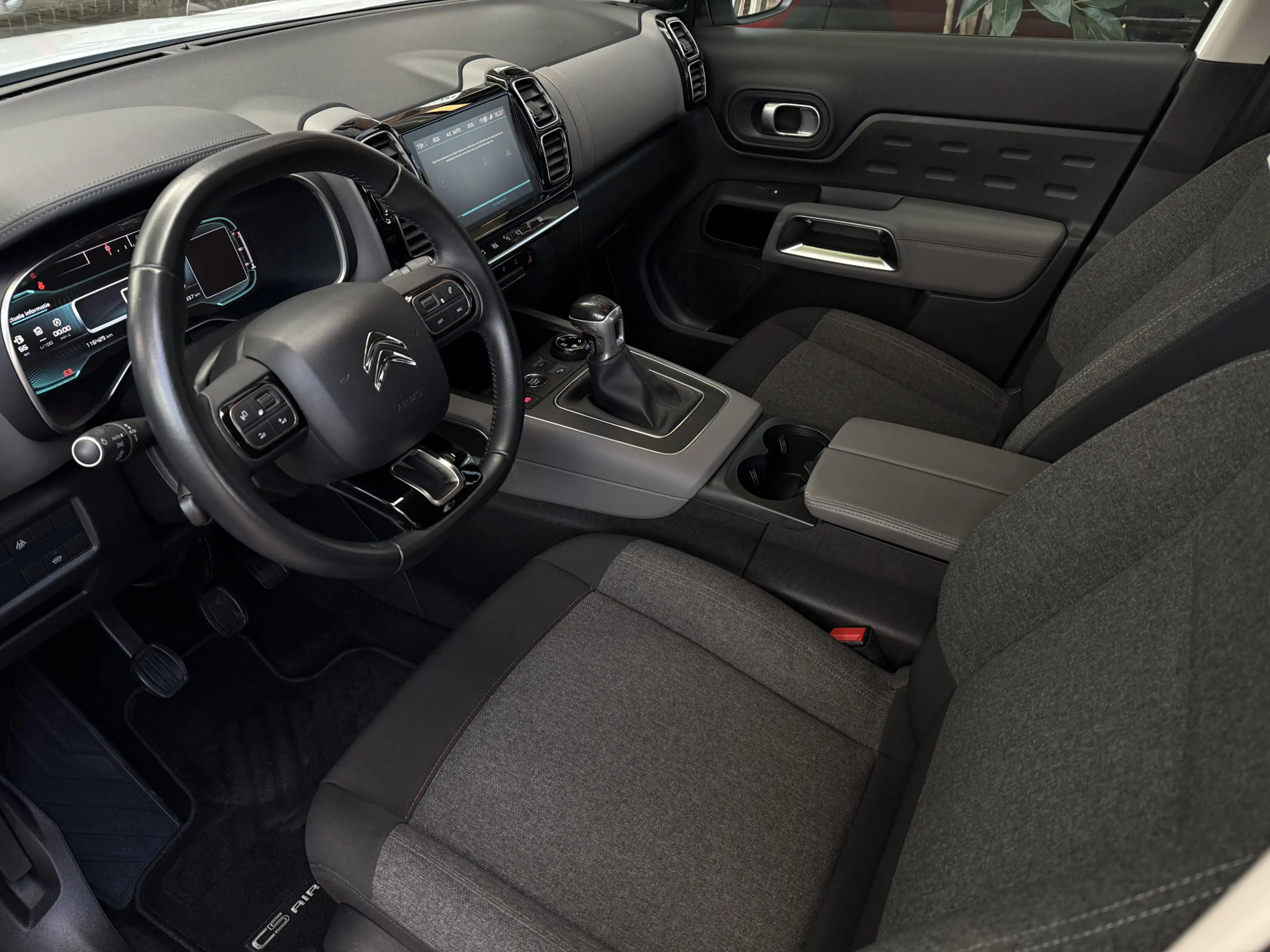 Citroen C5 Aircross 1.2 PureTech Business | afneembare trekhaak | appl — photo 10