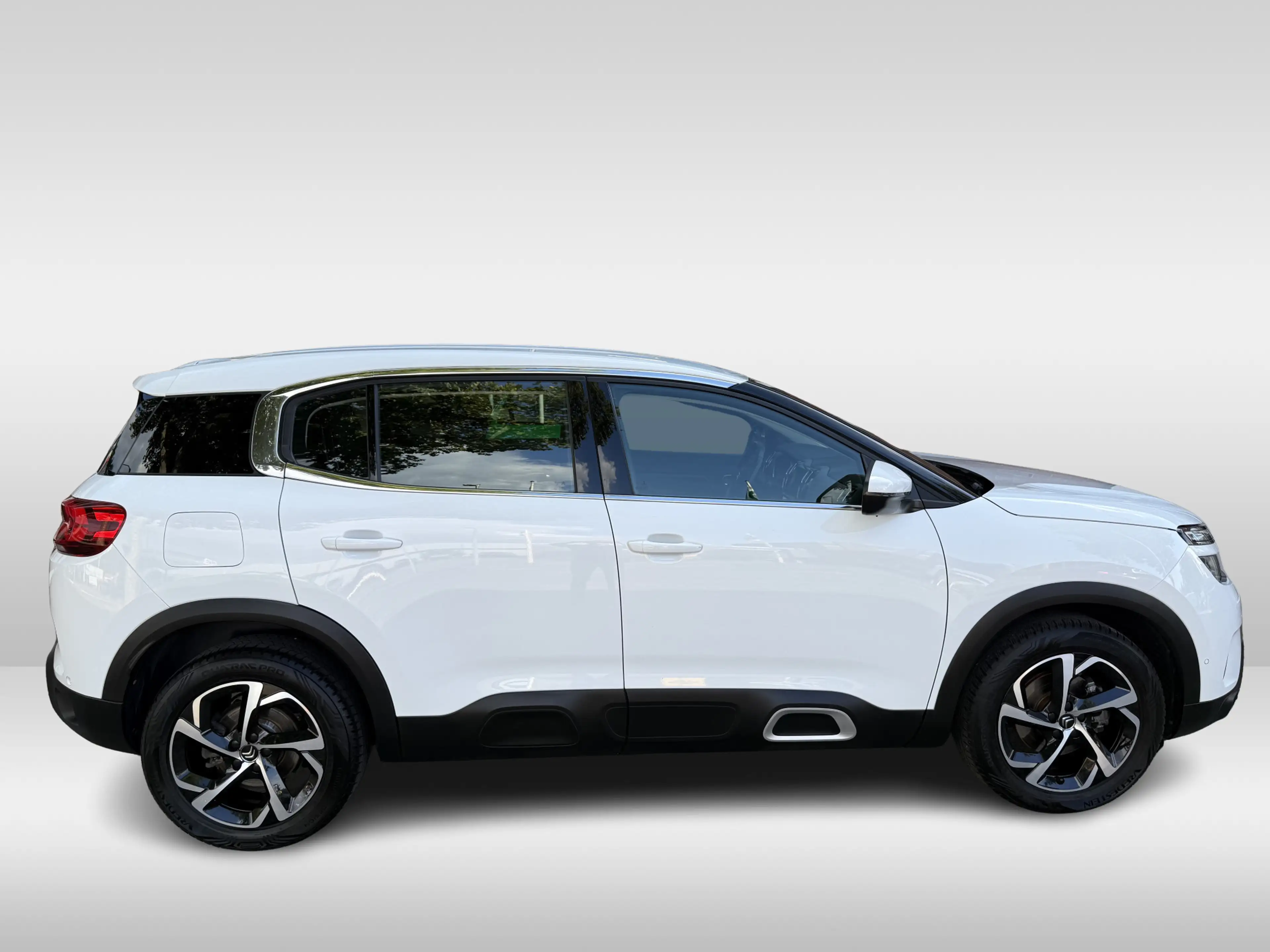 Citroen C5 Aircross 1.2 PureTech Business | afneembare trekhaak | appl — photo 3