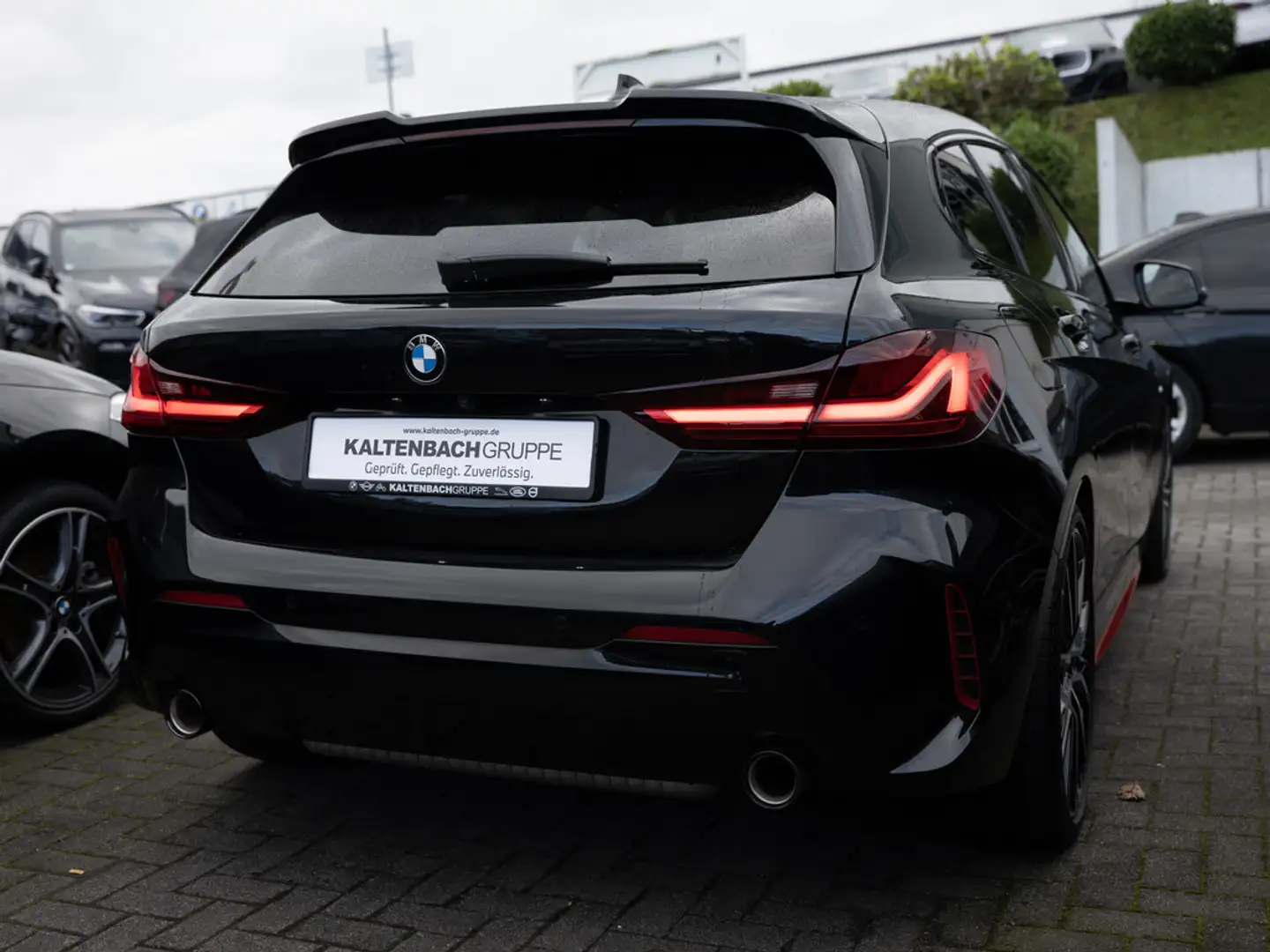 BMW 128 ti A HUD LED ACC W-LAN NAVI H/K KAMERA SHZ Noir - 2