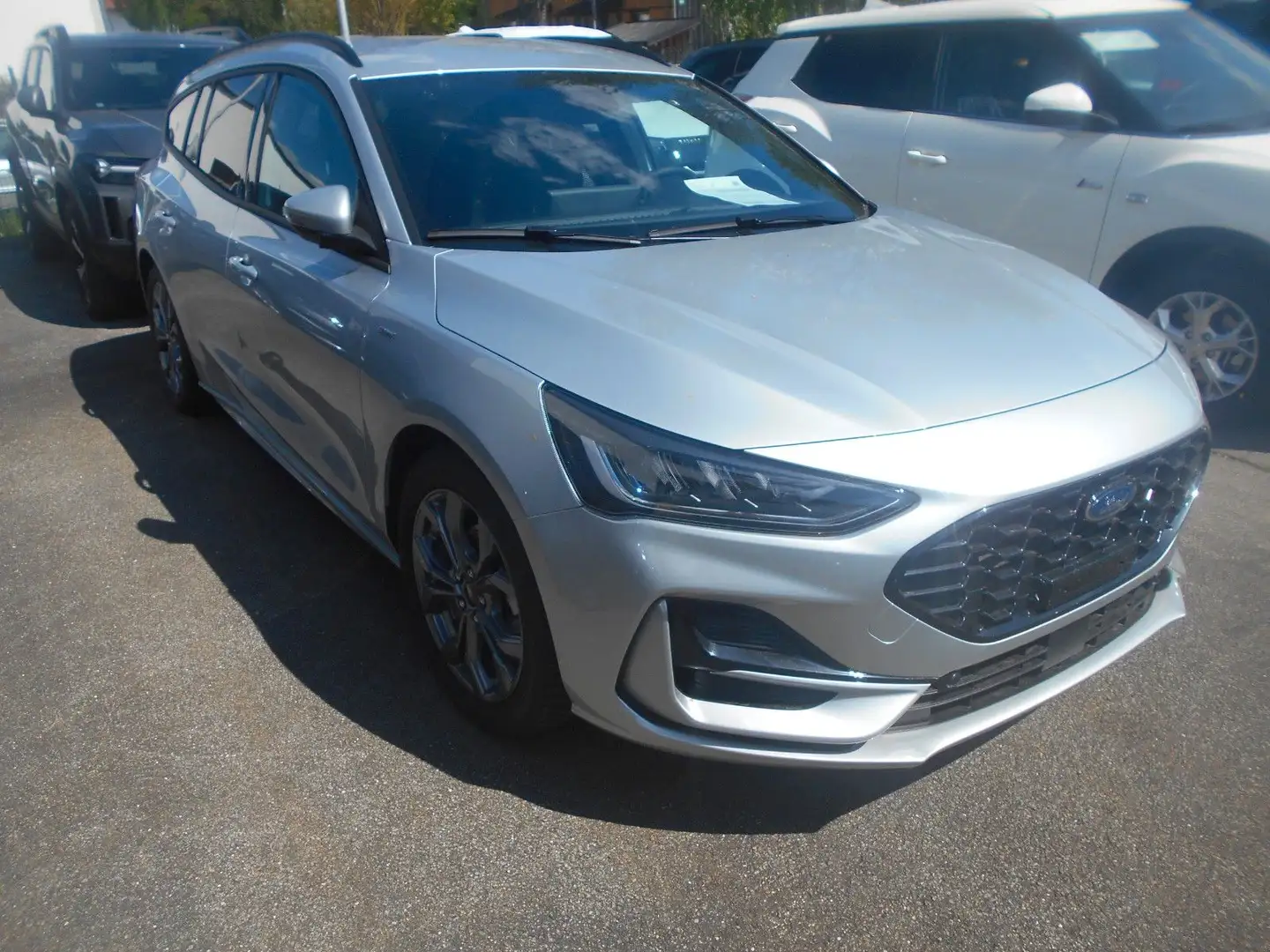 Ford Focus Turnier ST-Line X Argent - 2