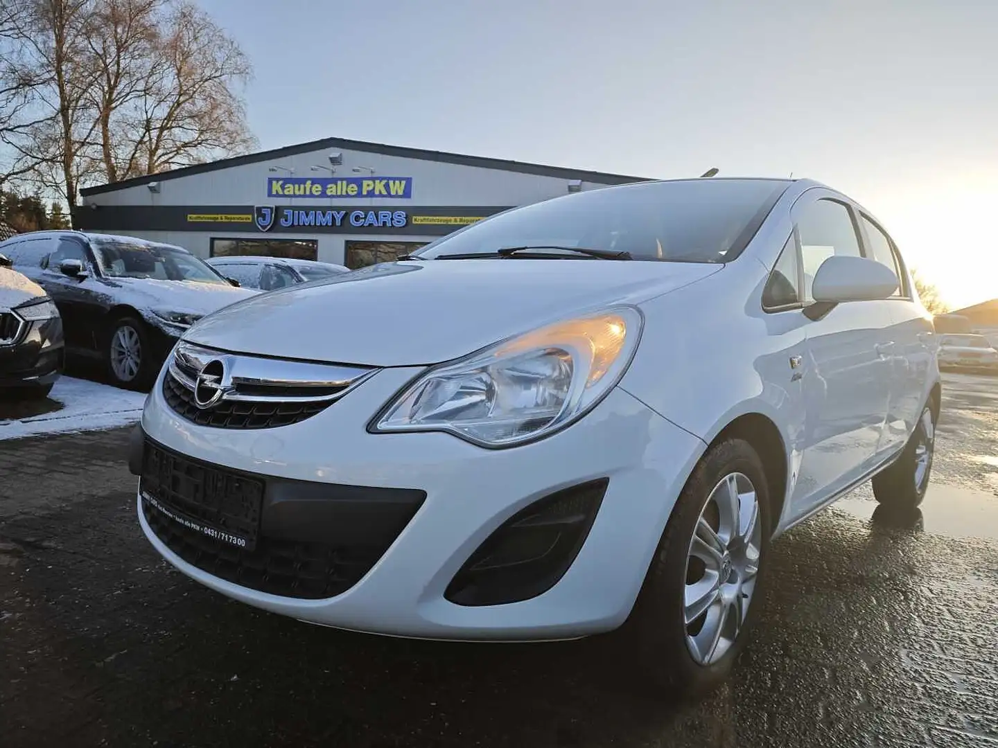 Opel Corsa 5-Türer 1.2 16V ecoFLEX Start-Stop Active Weiß - 1