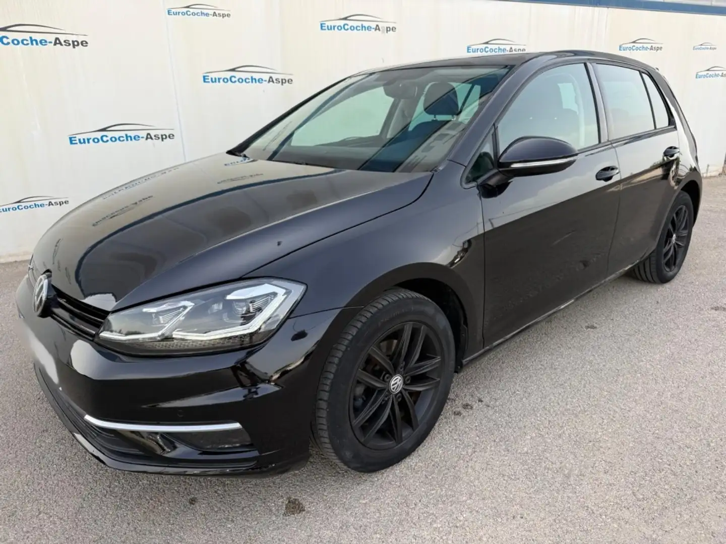 Volkswagen Golf 1.0 TSI Advance DSG7 85kW Negro - 1