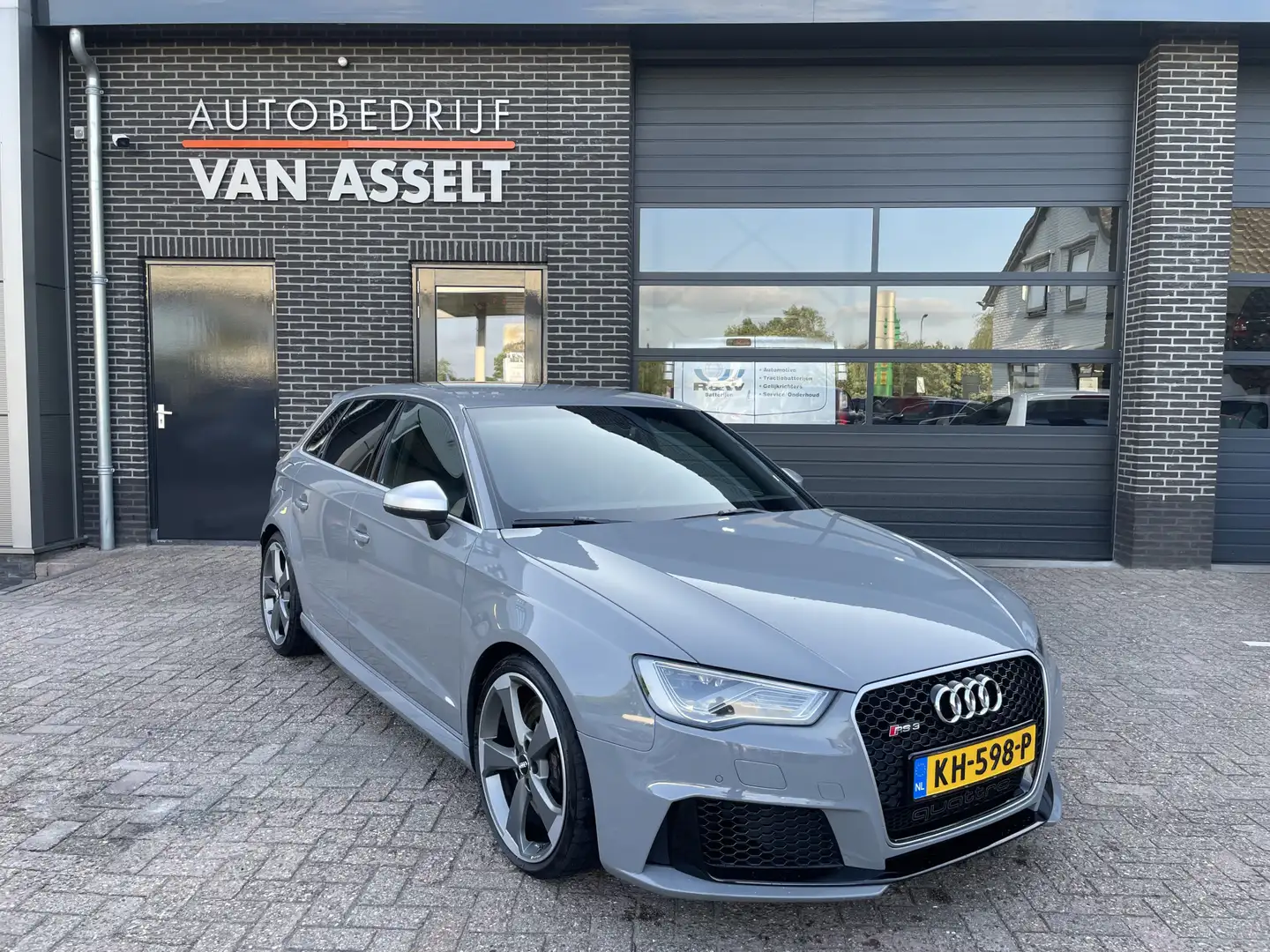 Audi RS3 A3 Sportback 2.5 TFSI quattro Pro Line Plus Grey - 1