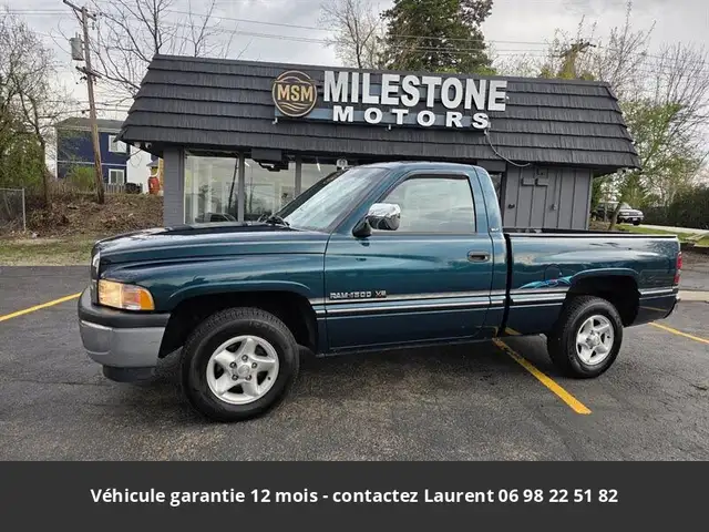 Dodge RAM 1996 Pickup 318 CI V8 175 HP Code Y 4 vitesses Tous compris