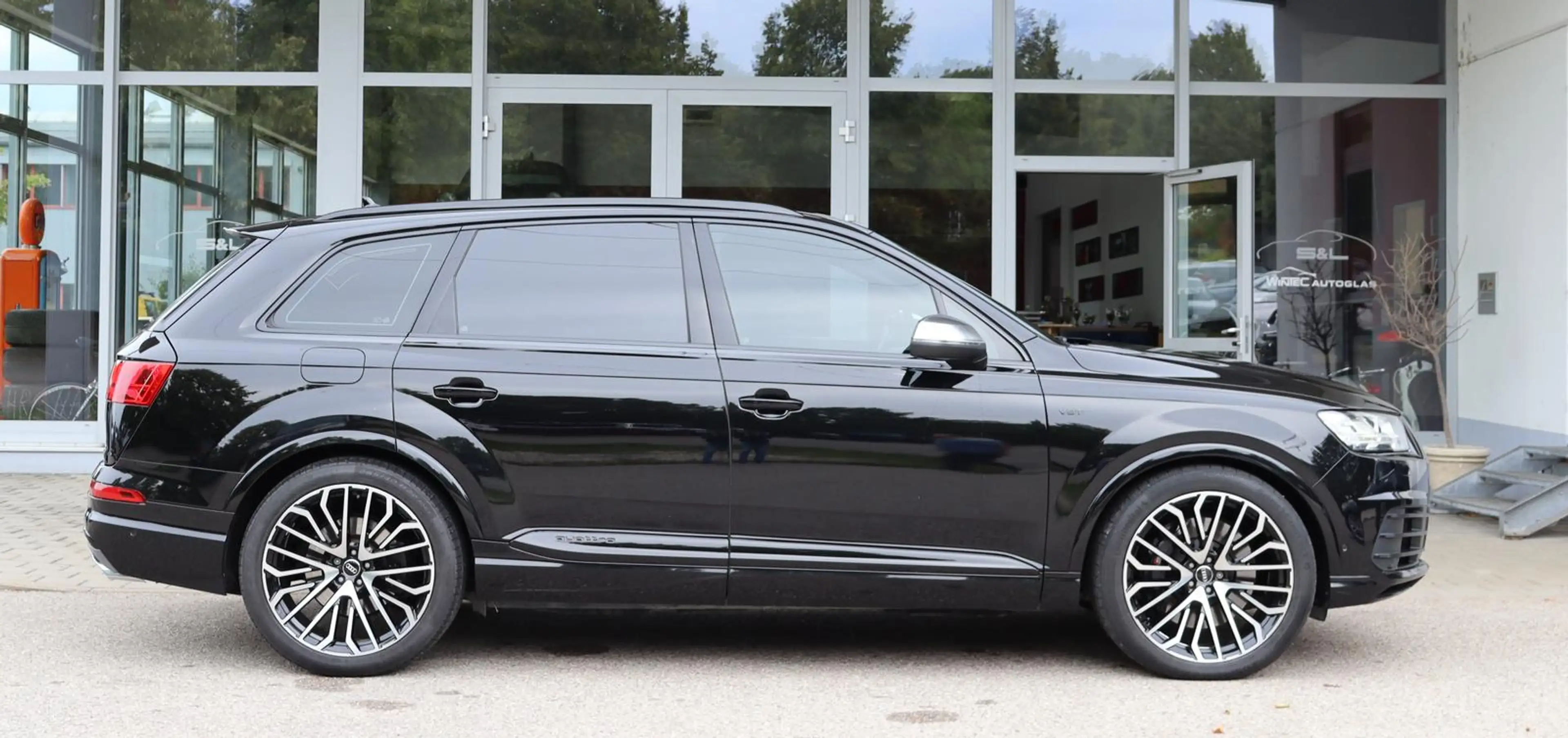 Audi SQ7 4.0 V8 TDI qu./Leder/7-Sitzer/ACC/Pano/LED — photo 4