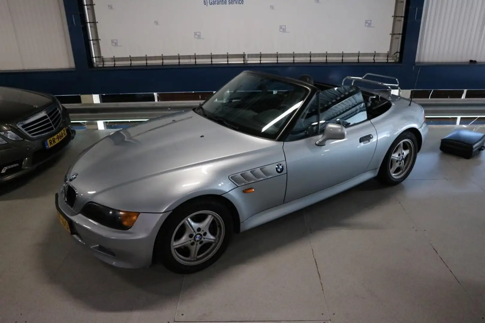 BMW Z3 Roadster 1.9 / NAP KM STAND / HARD TOP / 1e EIG / Grijs - 2