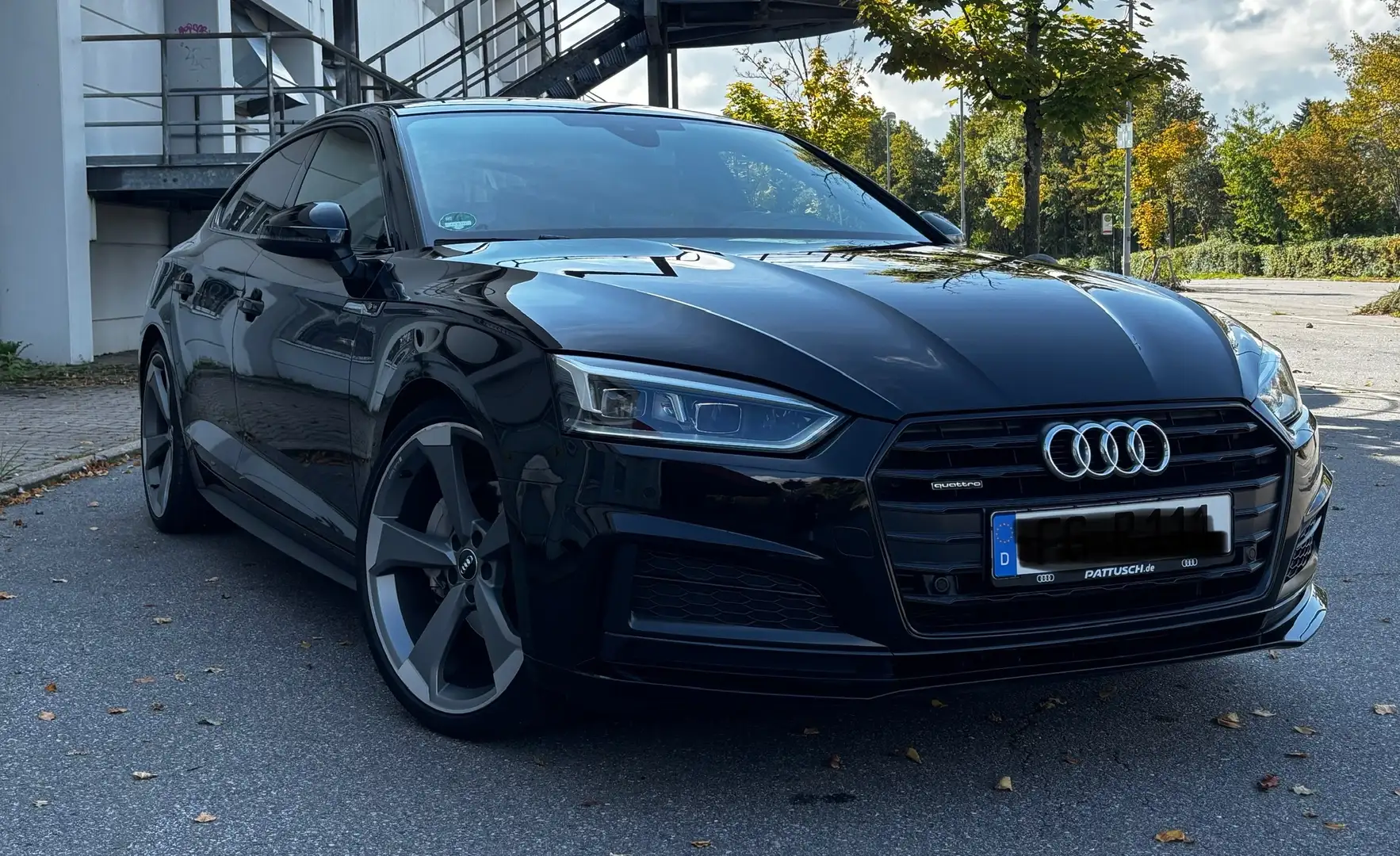 Audi A5 A5 Sportback 40 TDI - S line / PANO / Sportpaket Schwarz - 2