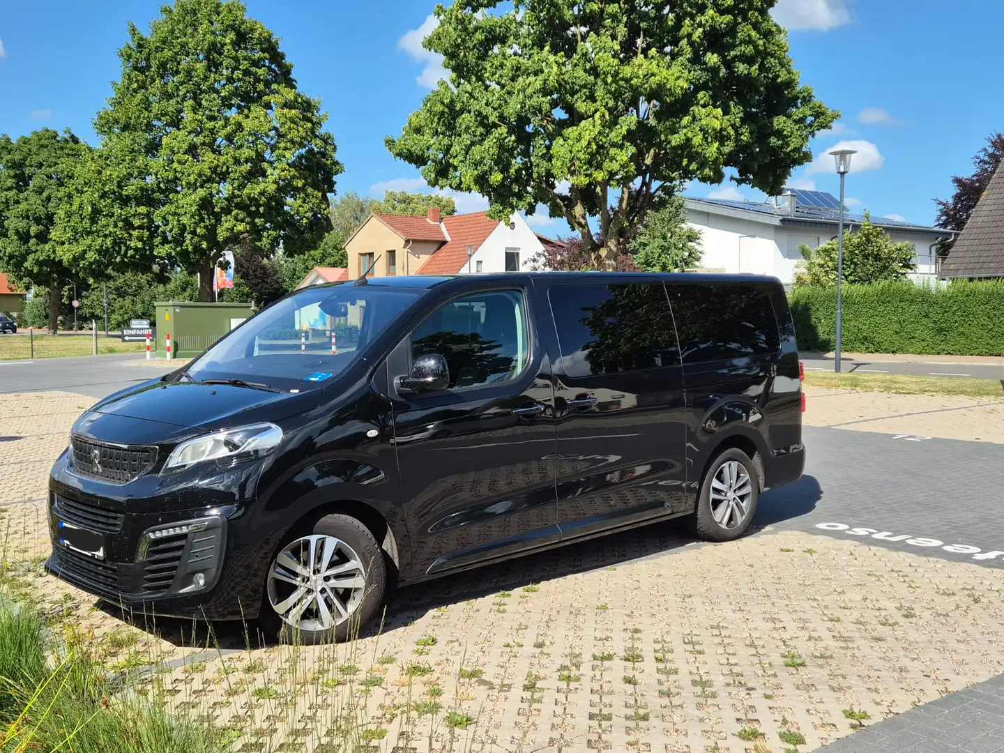 Peugeot Traveller L3 2.0 BlueHDi 180 EAT8 Allure - 1