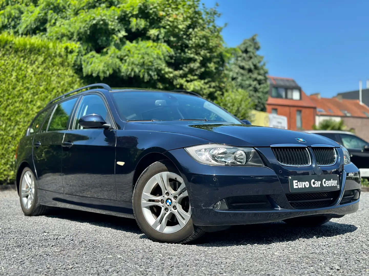 BMW 318 Touring 2.0i Bleu - 1