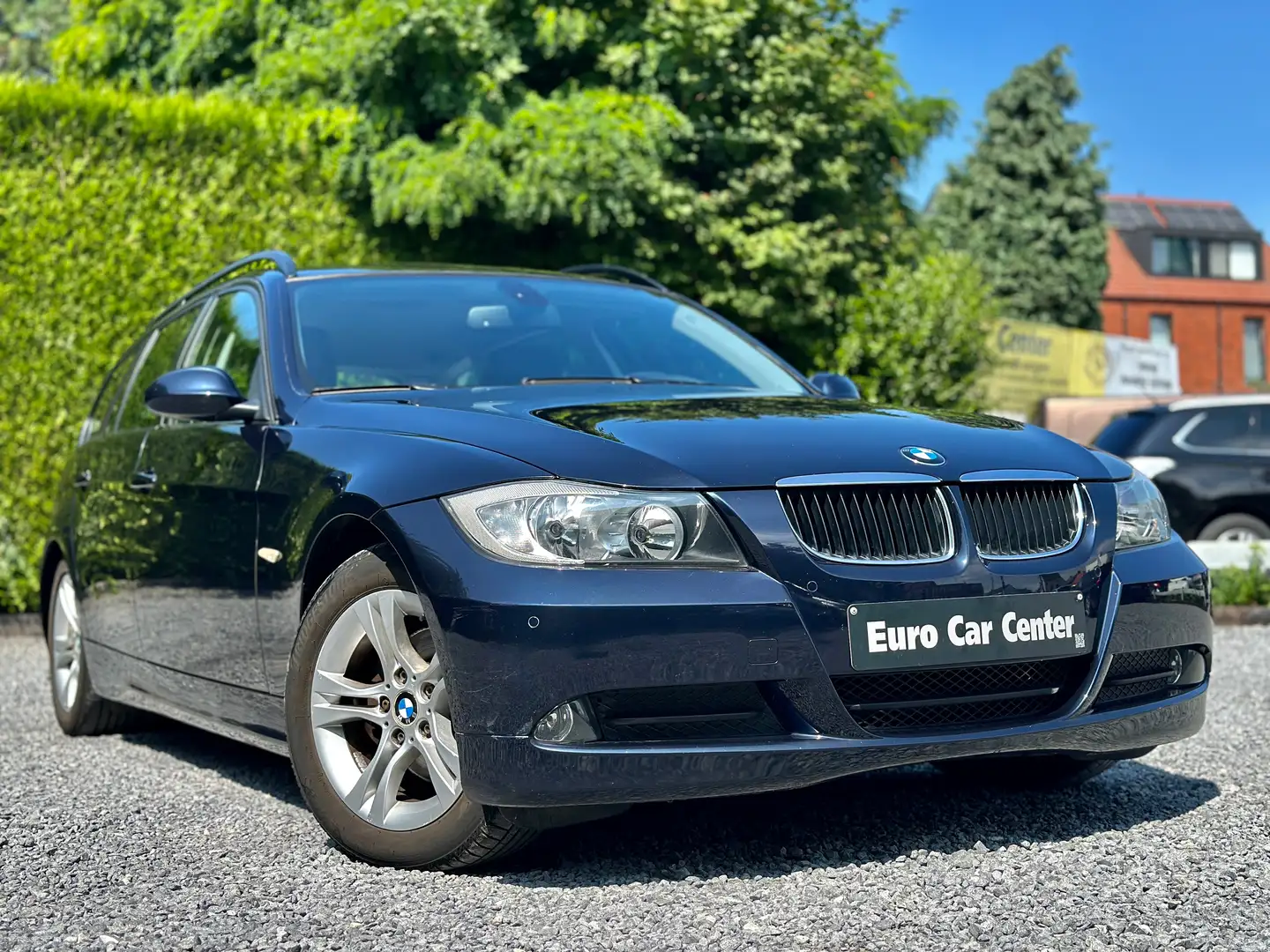 BMW 318 Touring 2.0i Bleu - 2