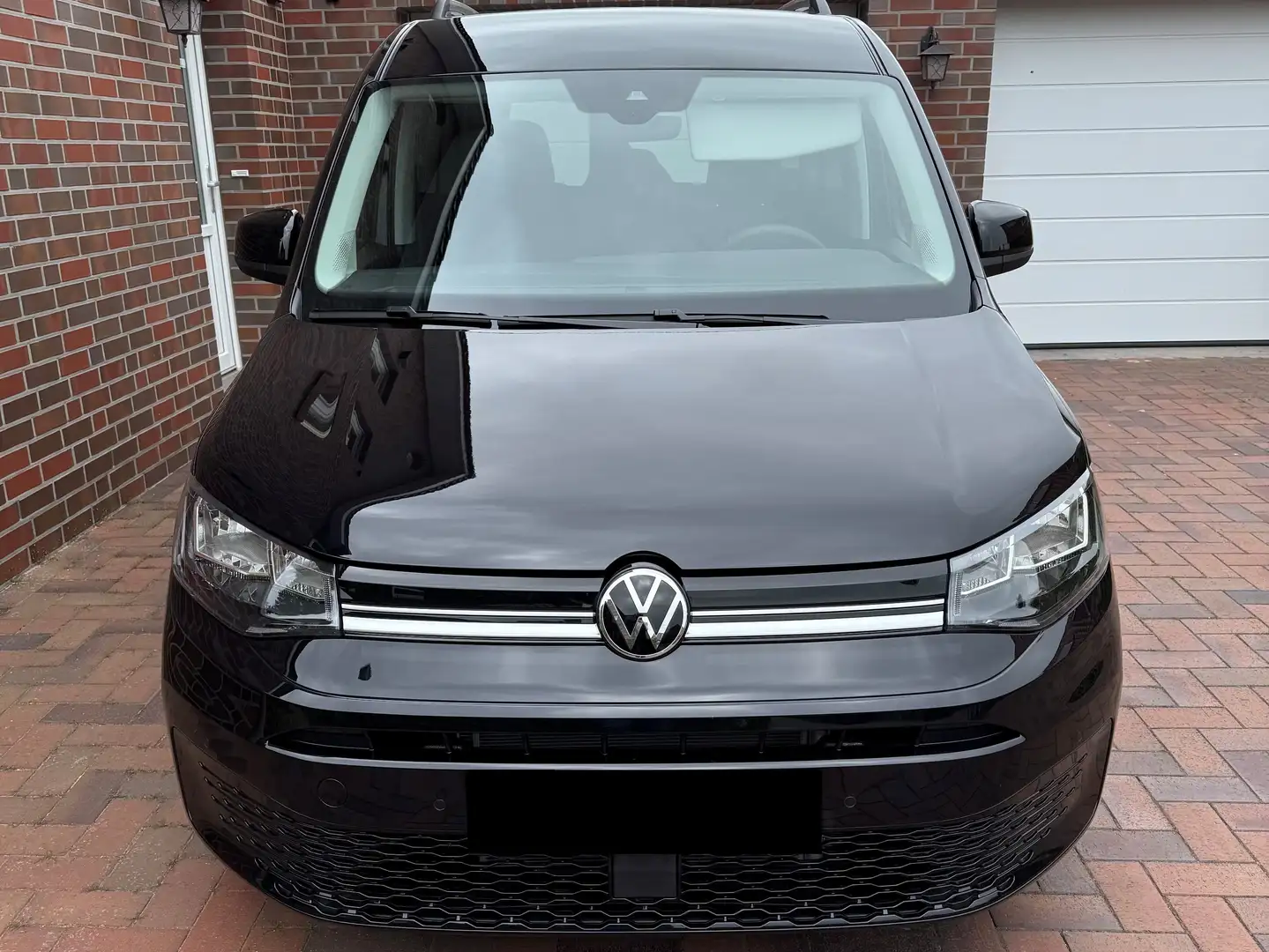 Volkswagen Caddy GOAL, KAM, NAV,ACC, GJ-Reifen, Heck-Türen Schwarz - 2