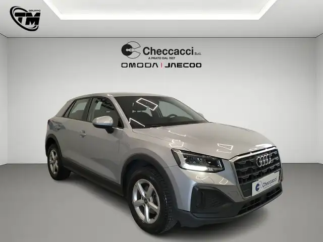 Audi Q2 view 3