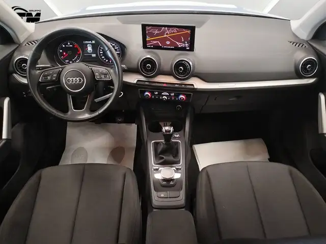 Audi Q2 view 11